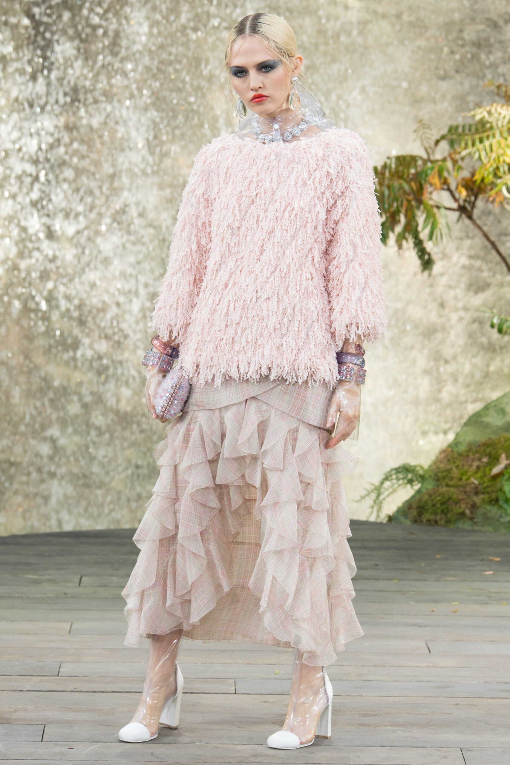 Chanel S/S 18 Look 8