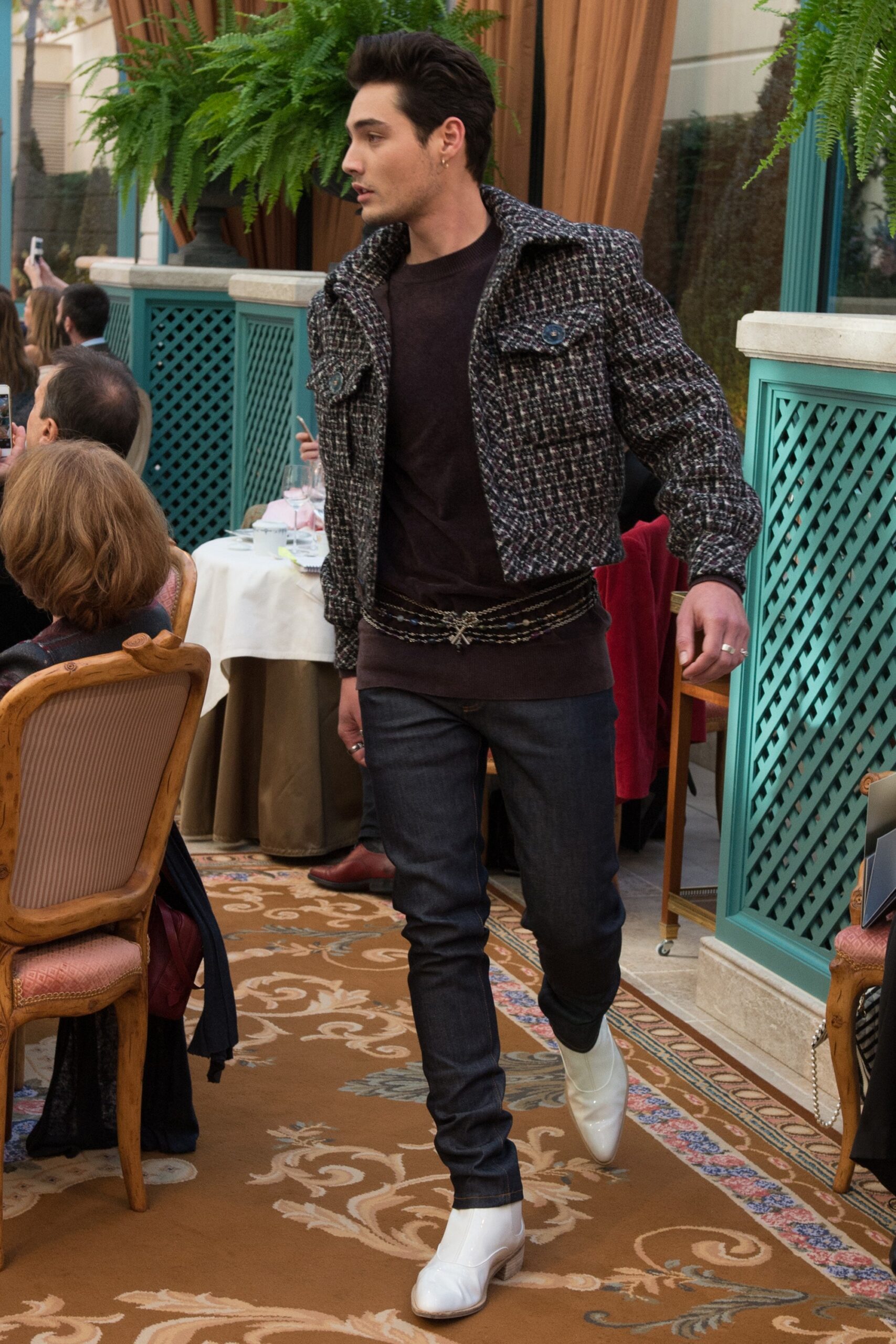 Chanel F/W 17 Look 480