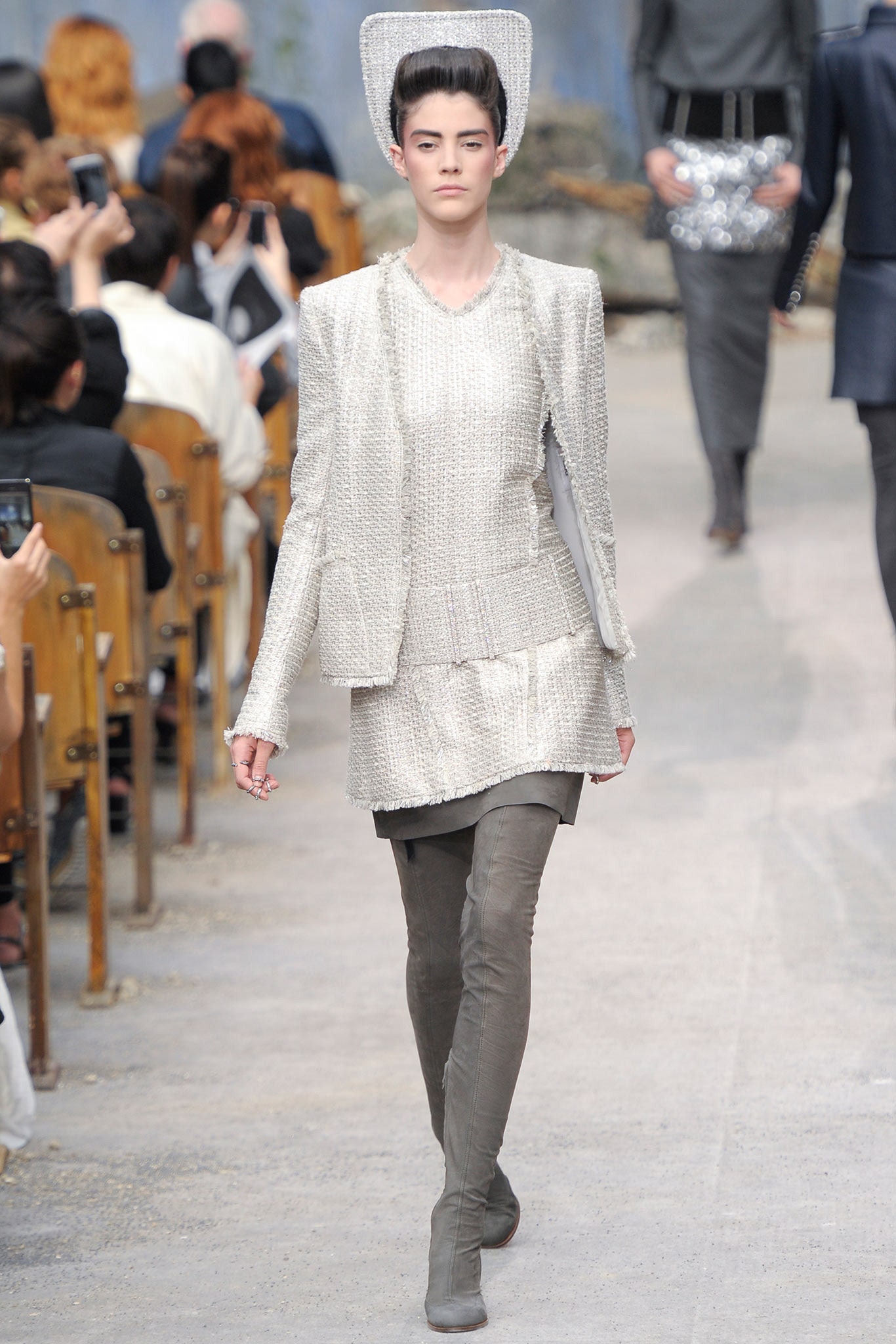 Chanel F/W 13 Couture Look 138
