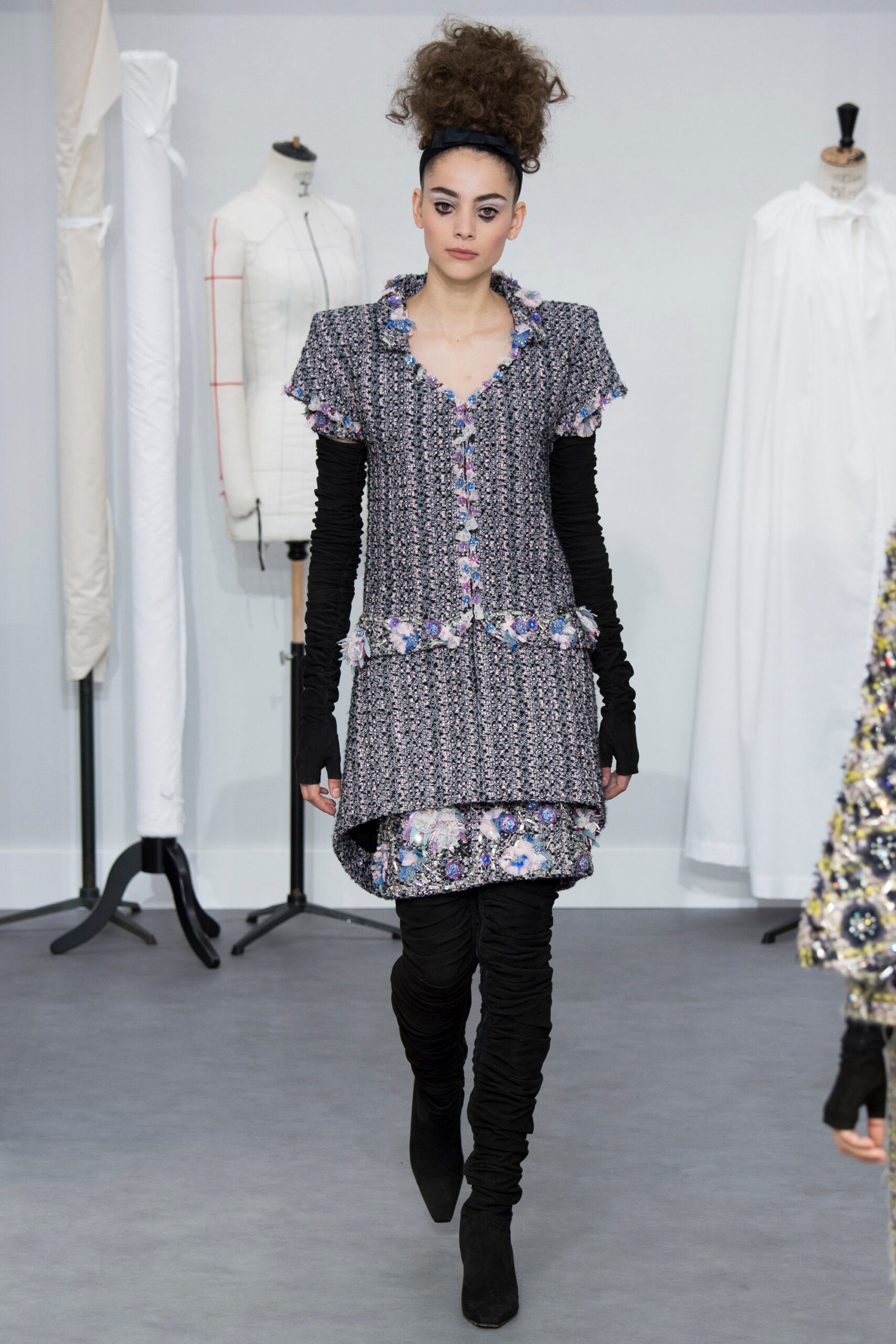 Chanel F/W 16 Couture Look 275