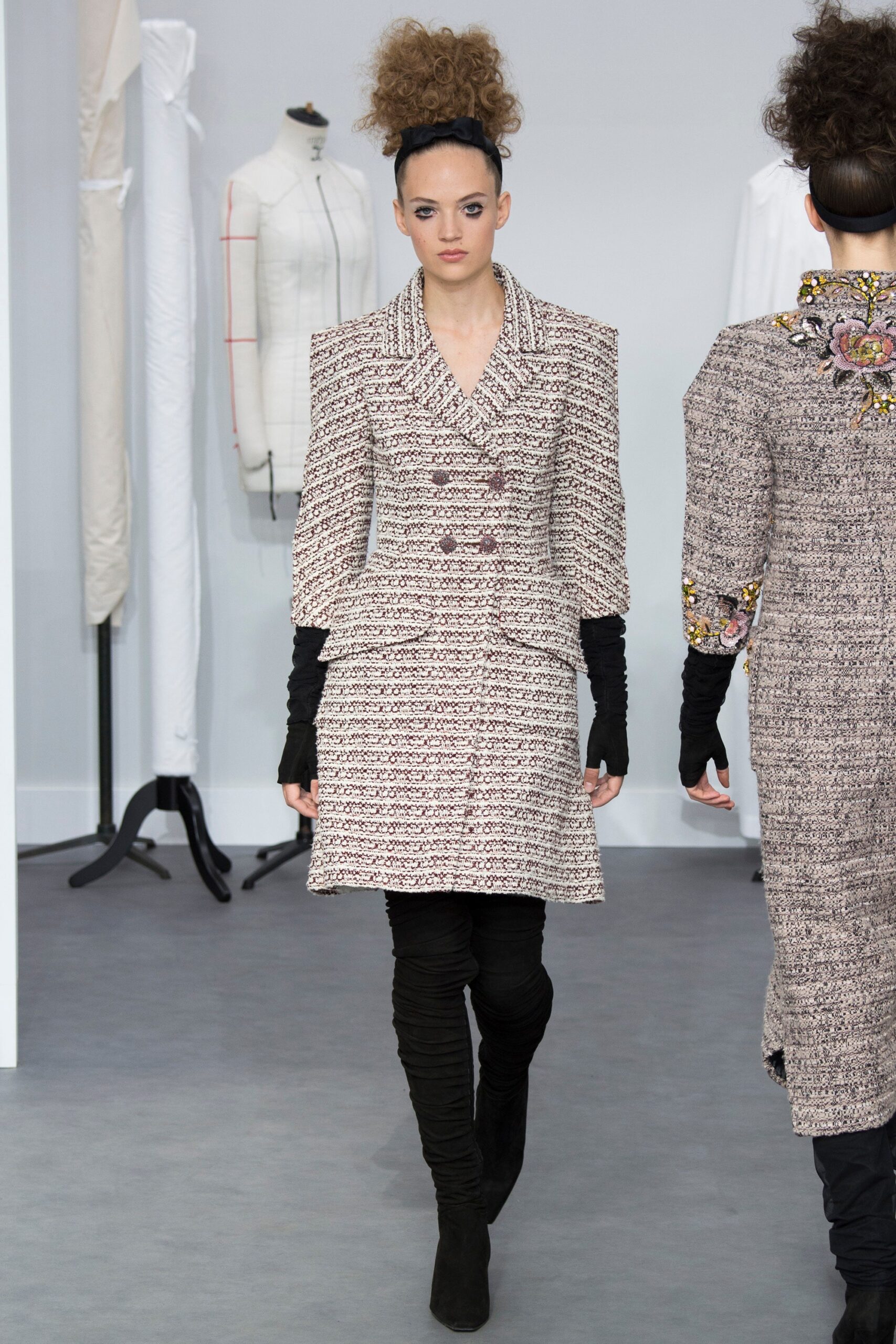 Chanel F/W 16 Couture Look 298