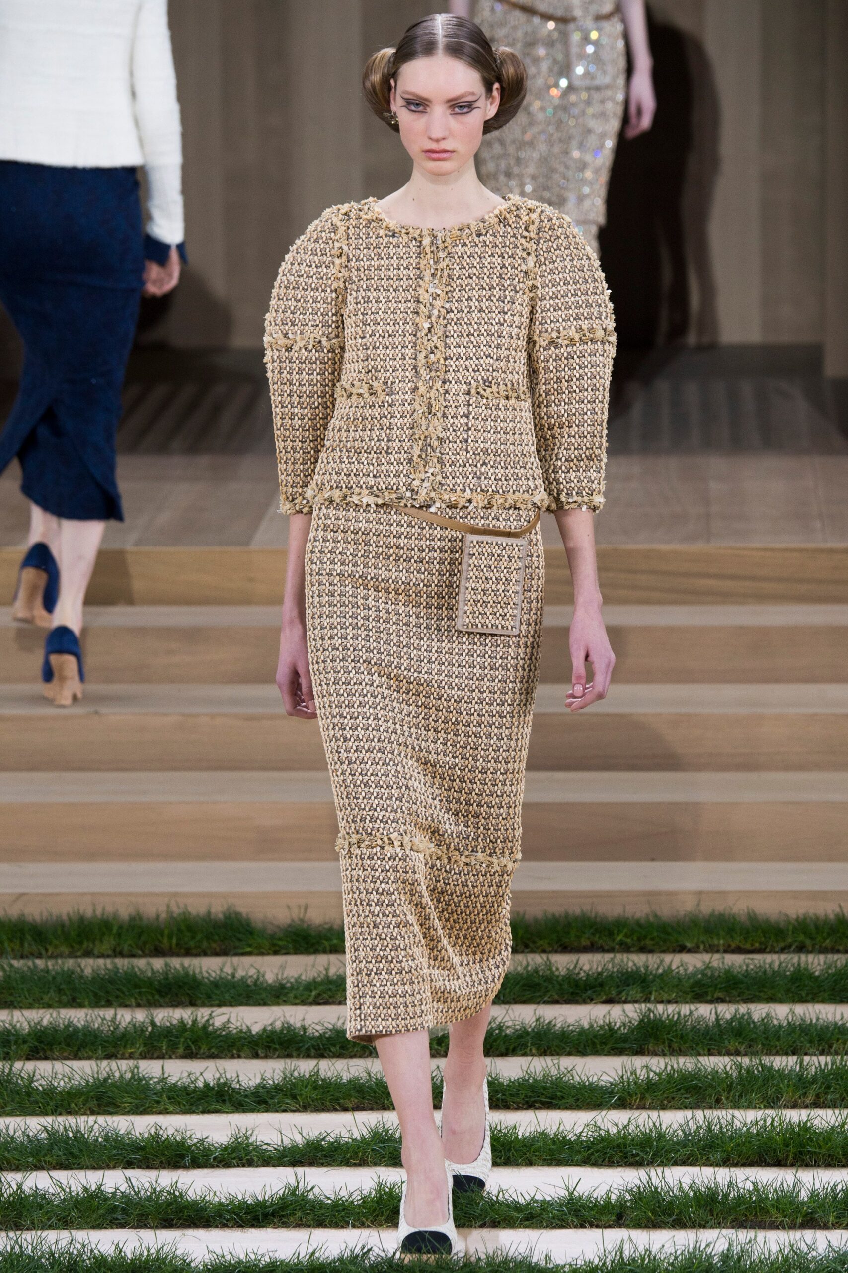 Chanel S/S 16 Couture Look 224