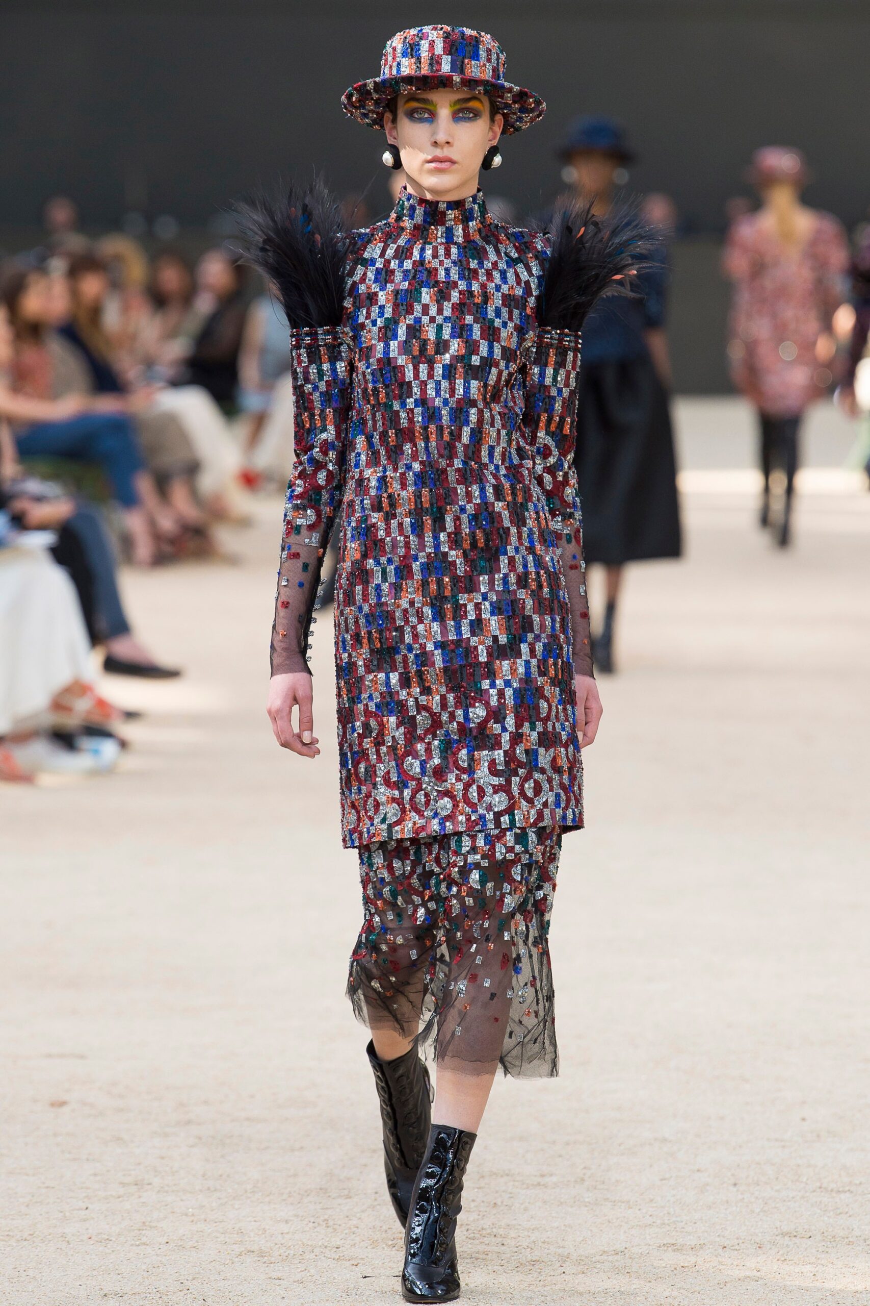 Chanel F/W 17 Couture Look 424