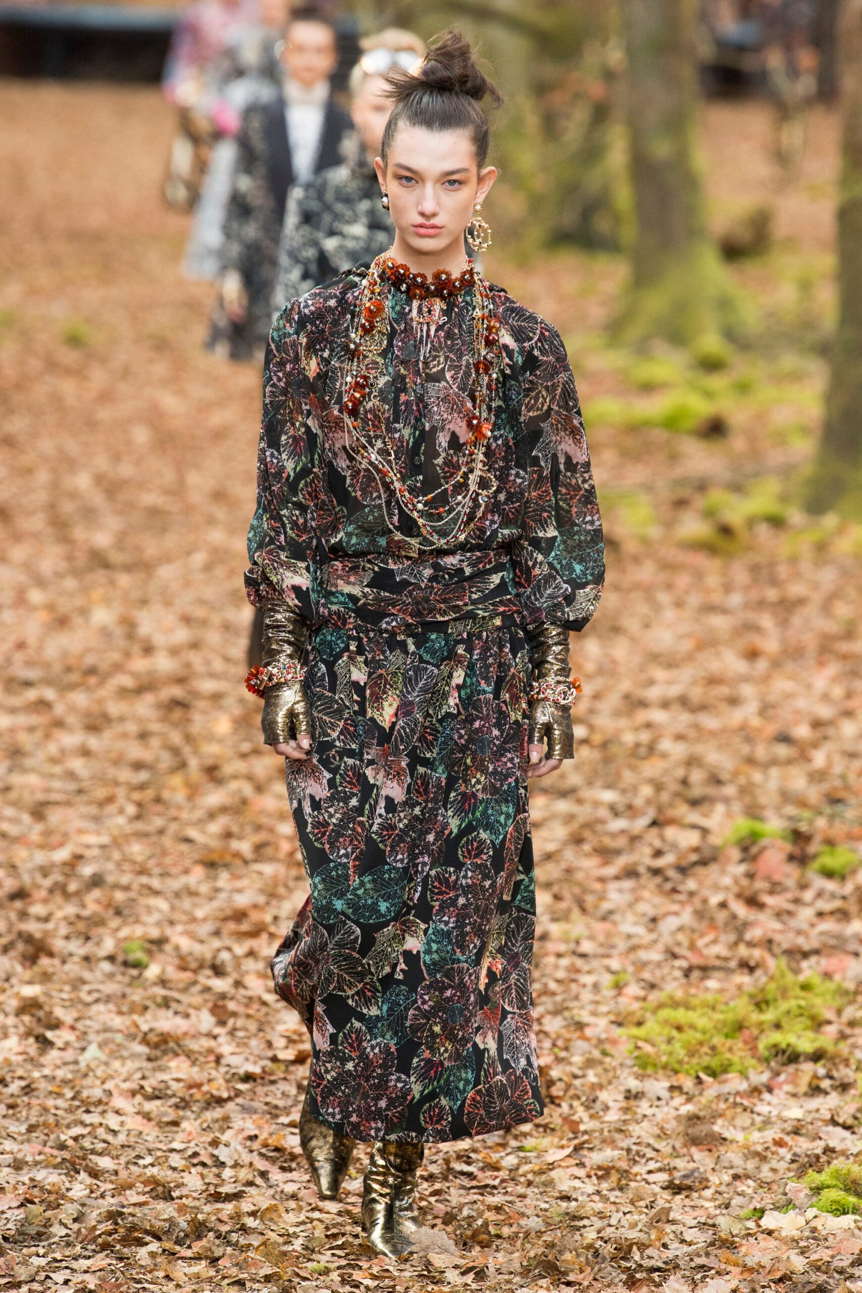 Chanel F/W 18 Look 30