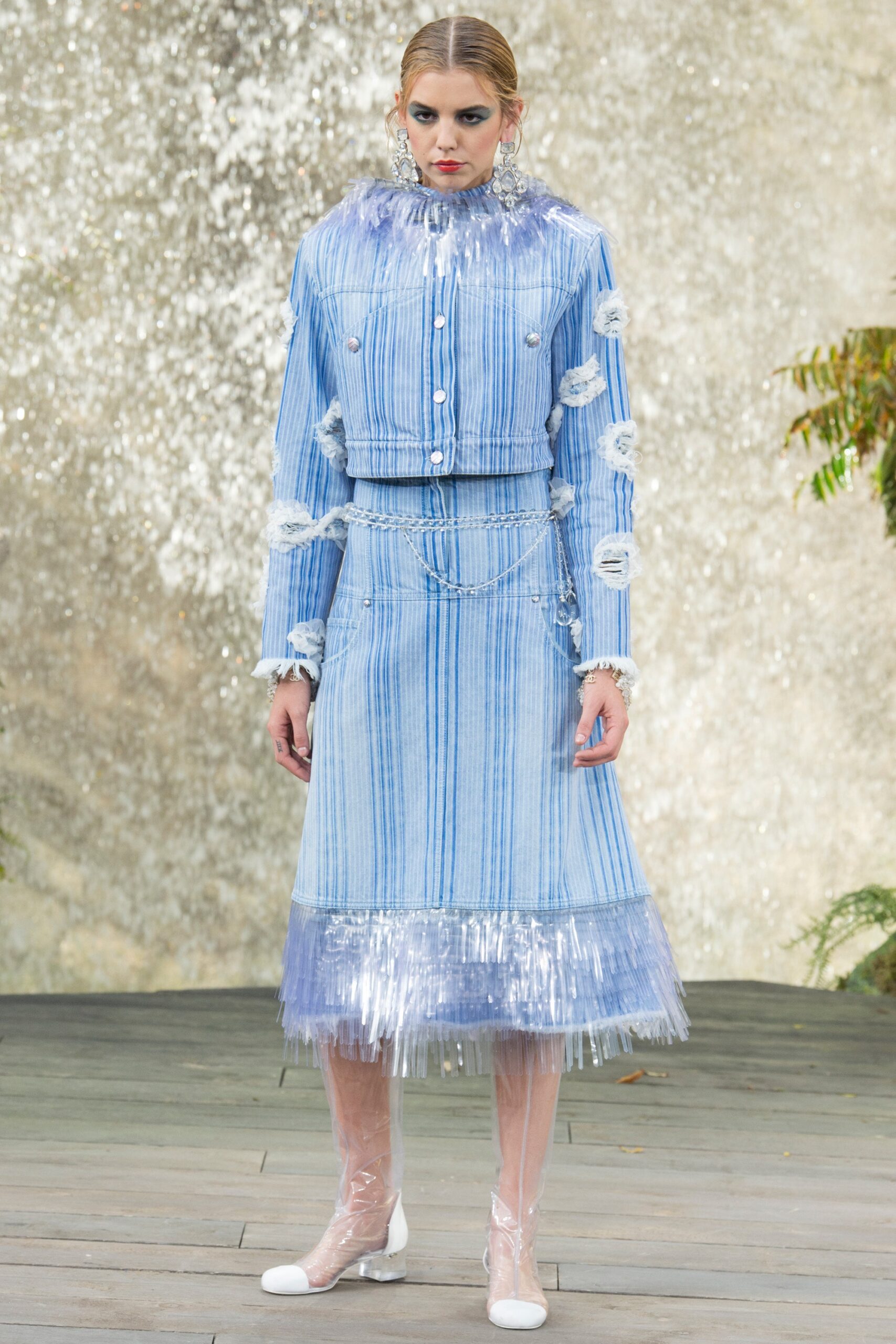 Chanel S/S 18 Look 19