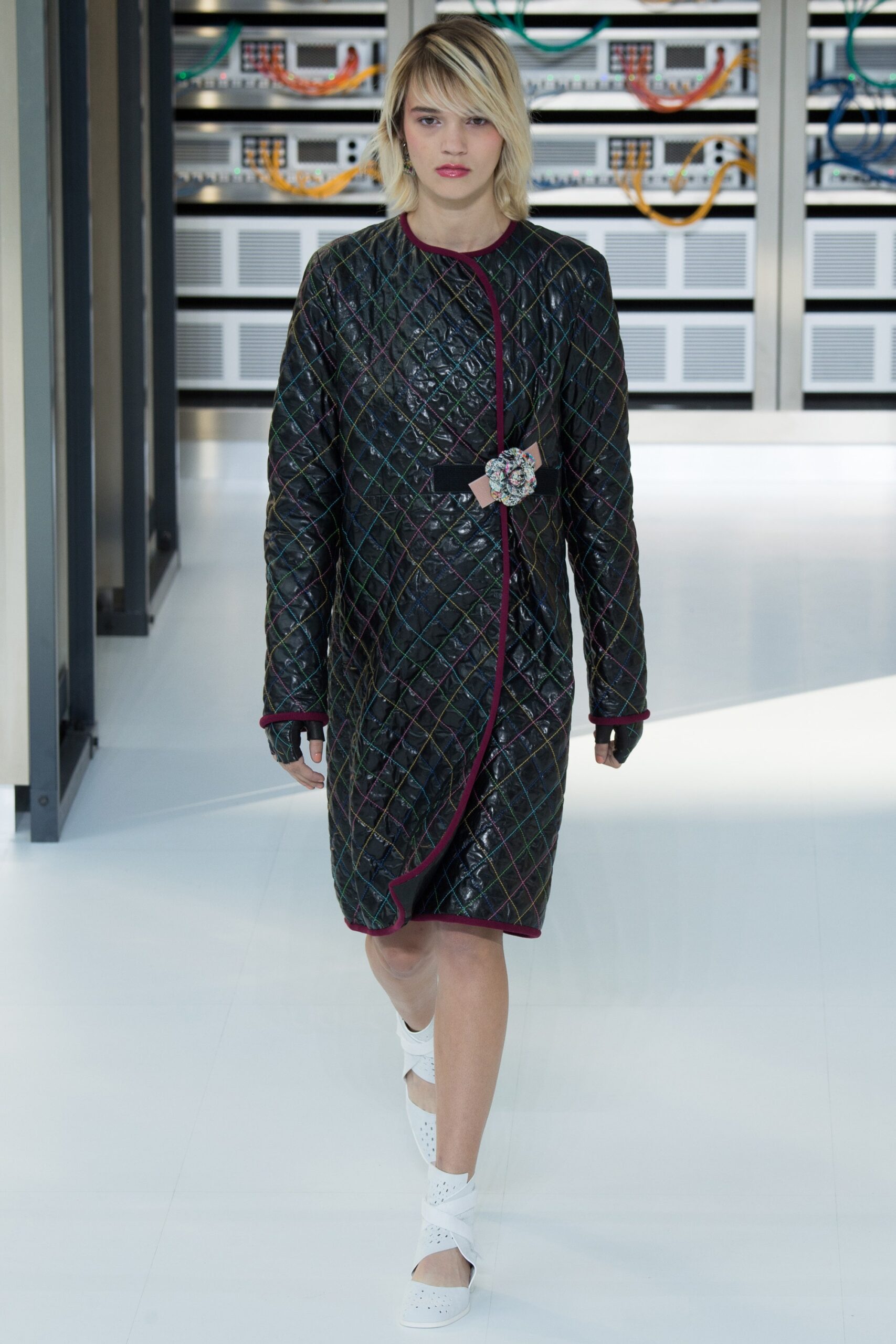 Chanel S/S 17 Look 360