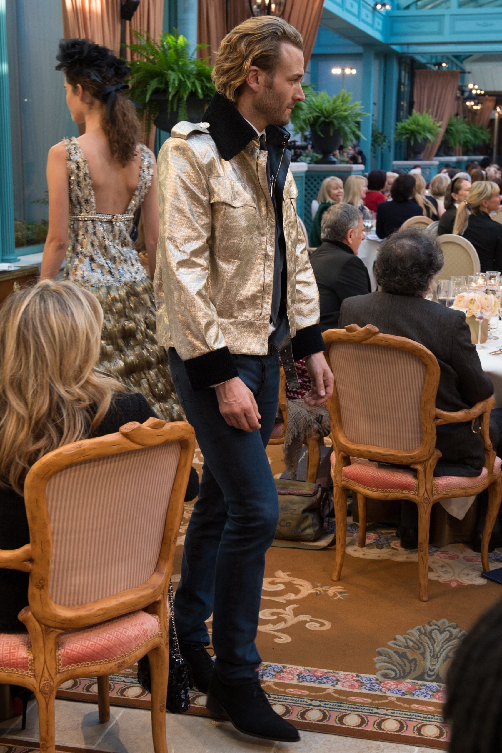 Chanel F/W 17 Look 832