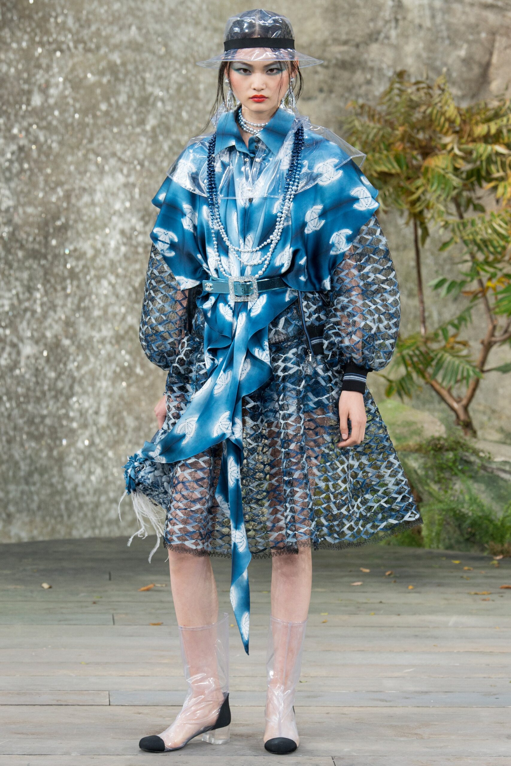 Chanel S/S 18 Look 23