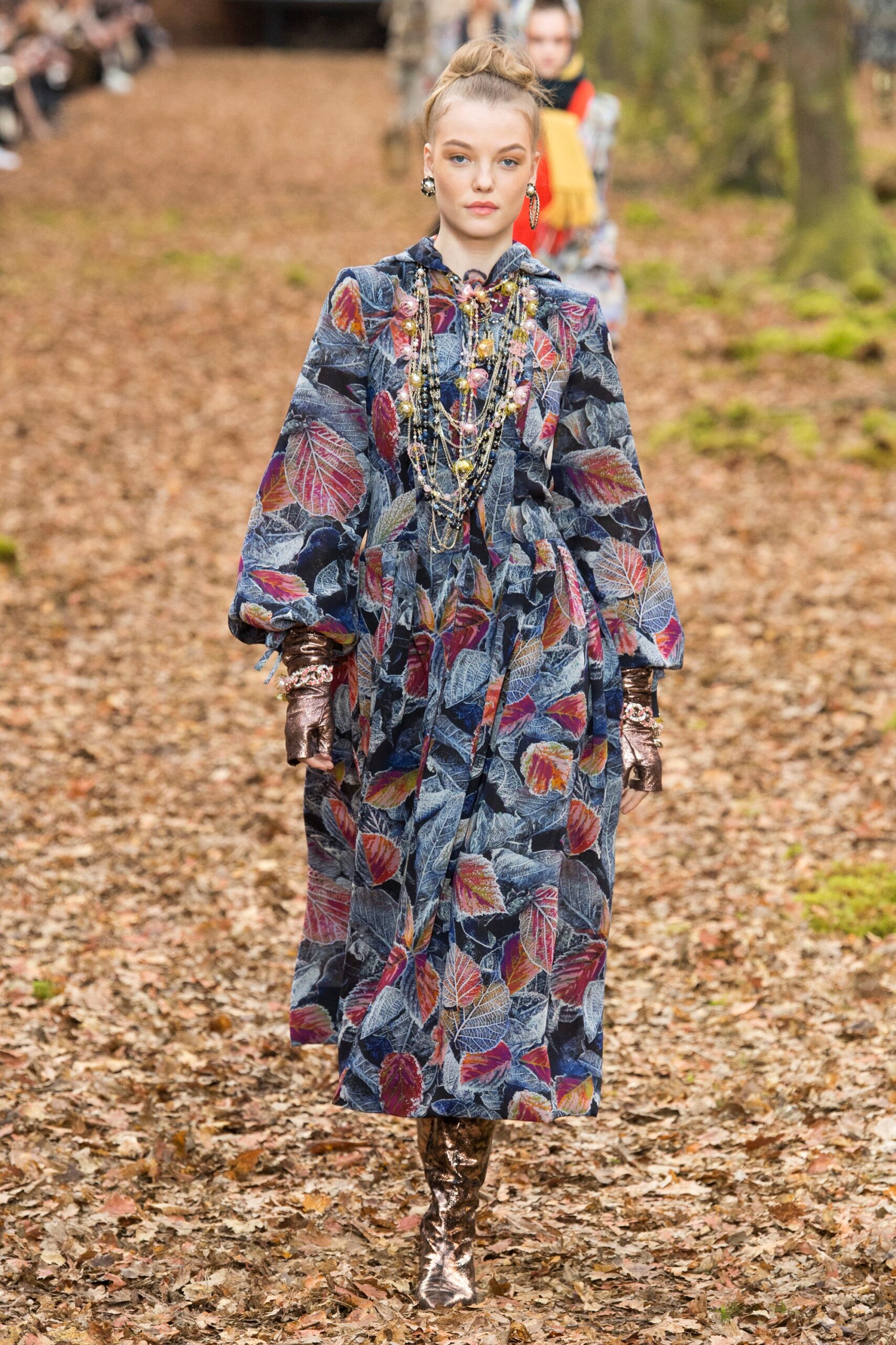 Chanel F/W 18 Look 38