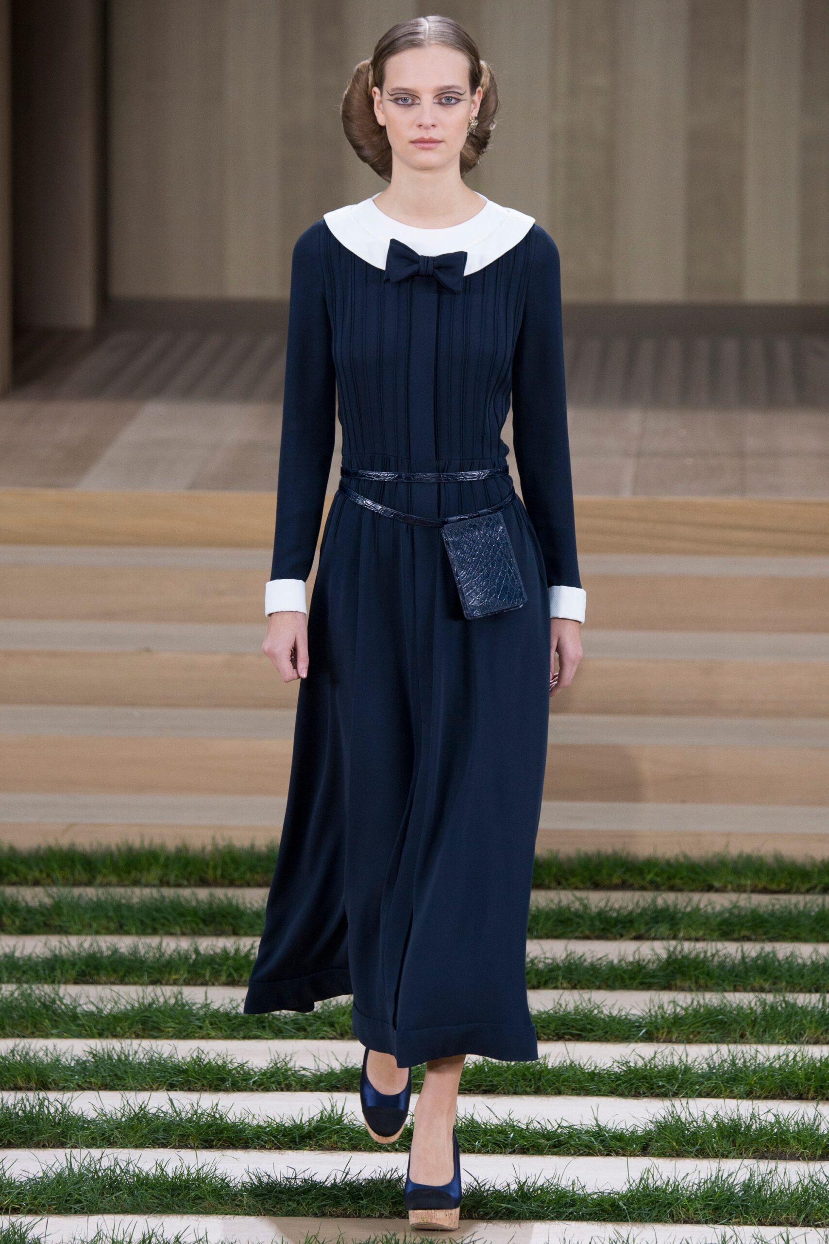 Chanel S/S 16 Couture Look 374