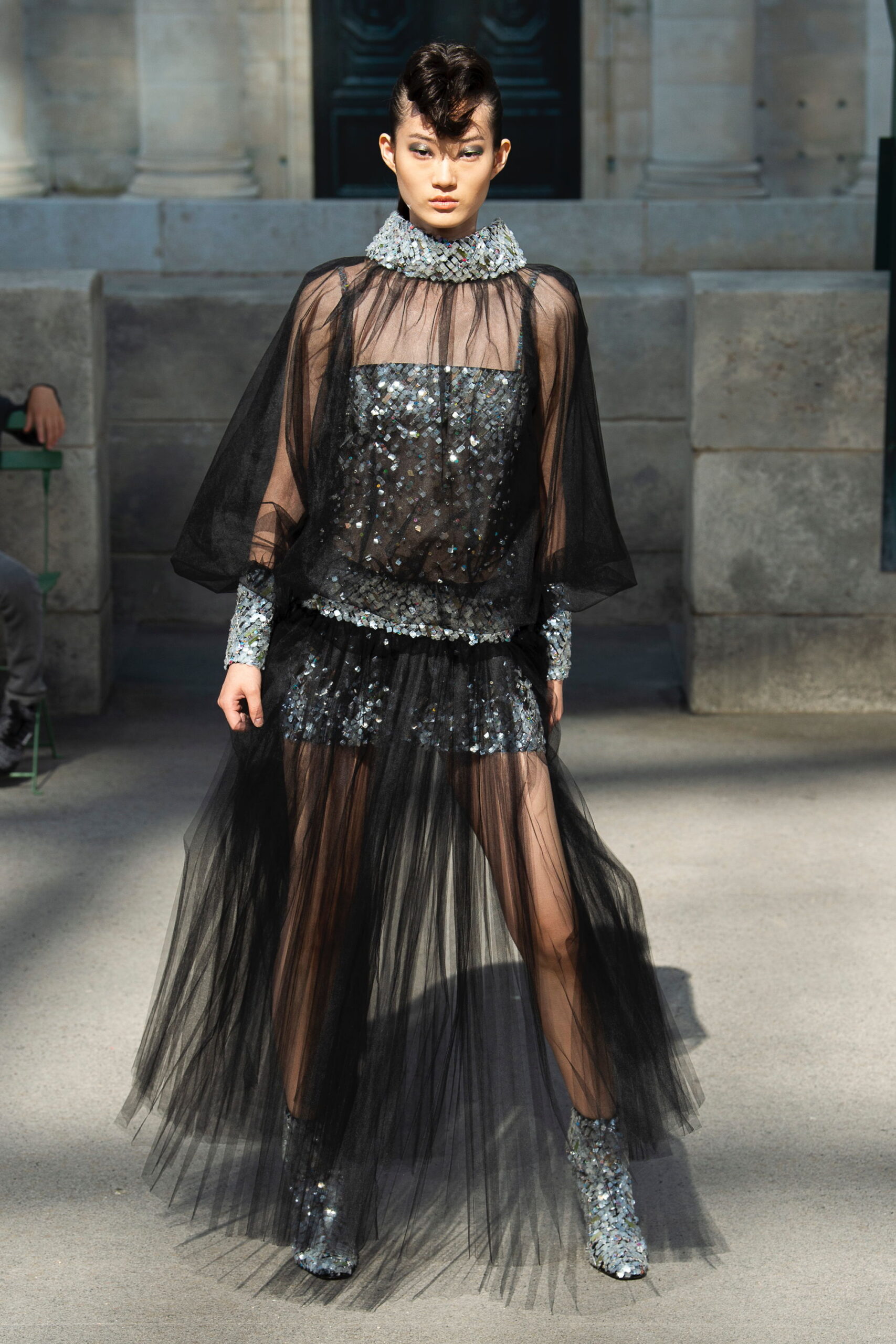 Chanel F/W 18 Couture Look 59