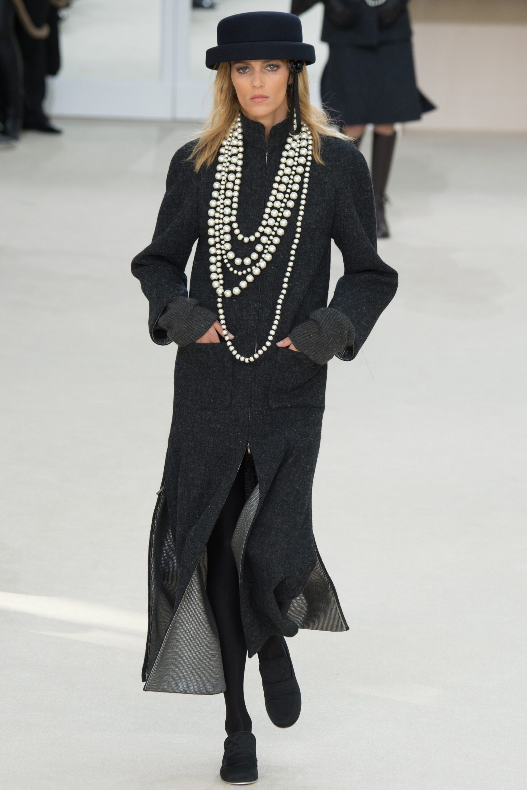 Chanel F/W 16 Look 549