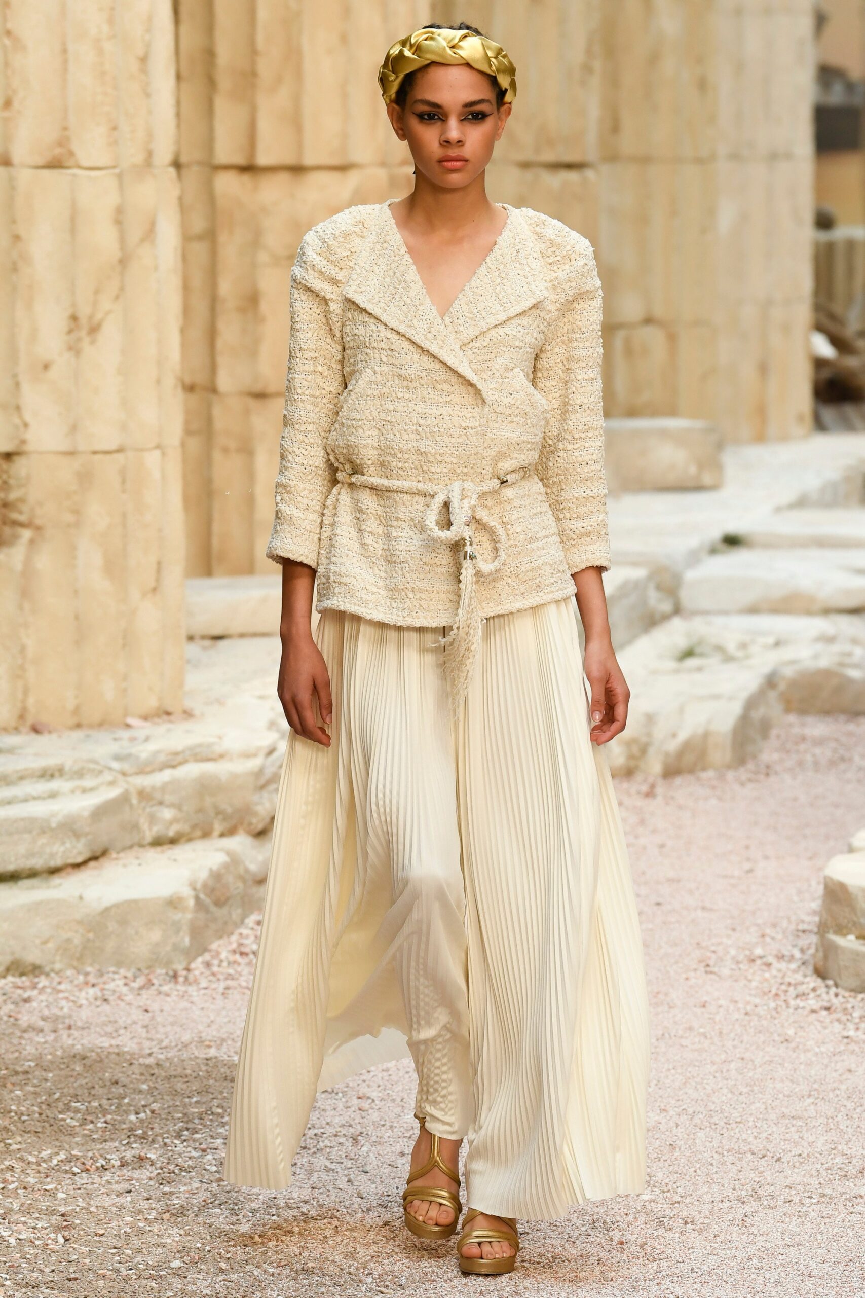 Chanel Resort 18 Look 575