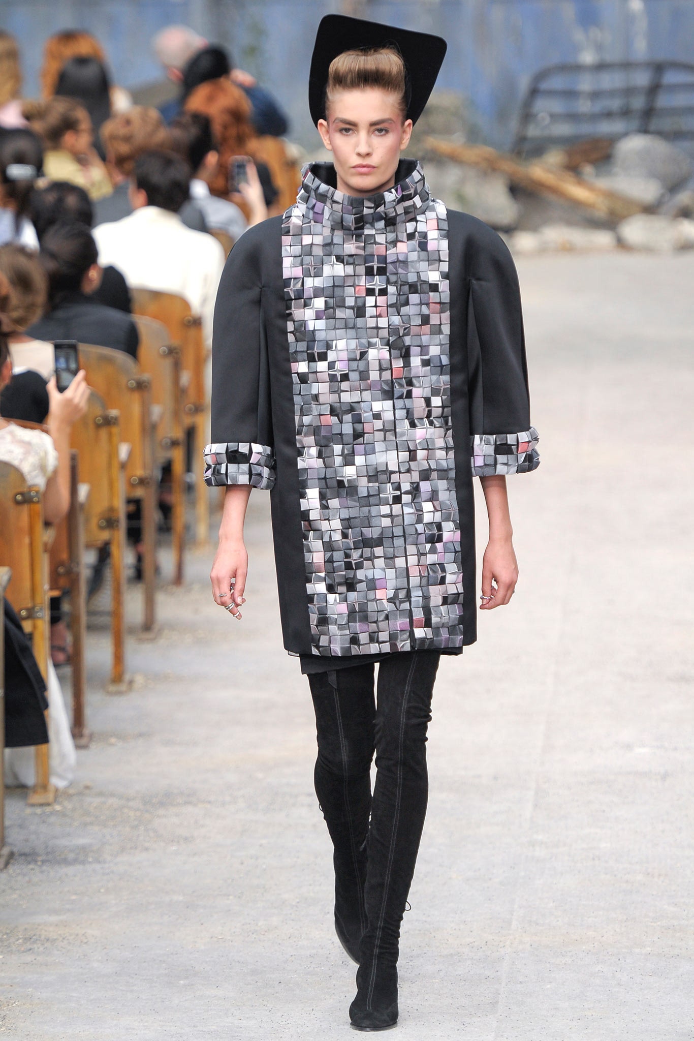 Chanel F/W 13 Couture Look 390