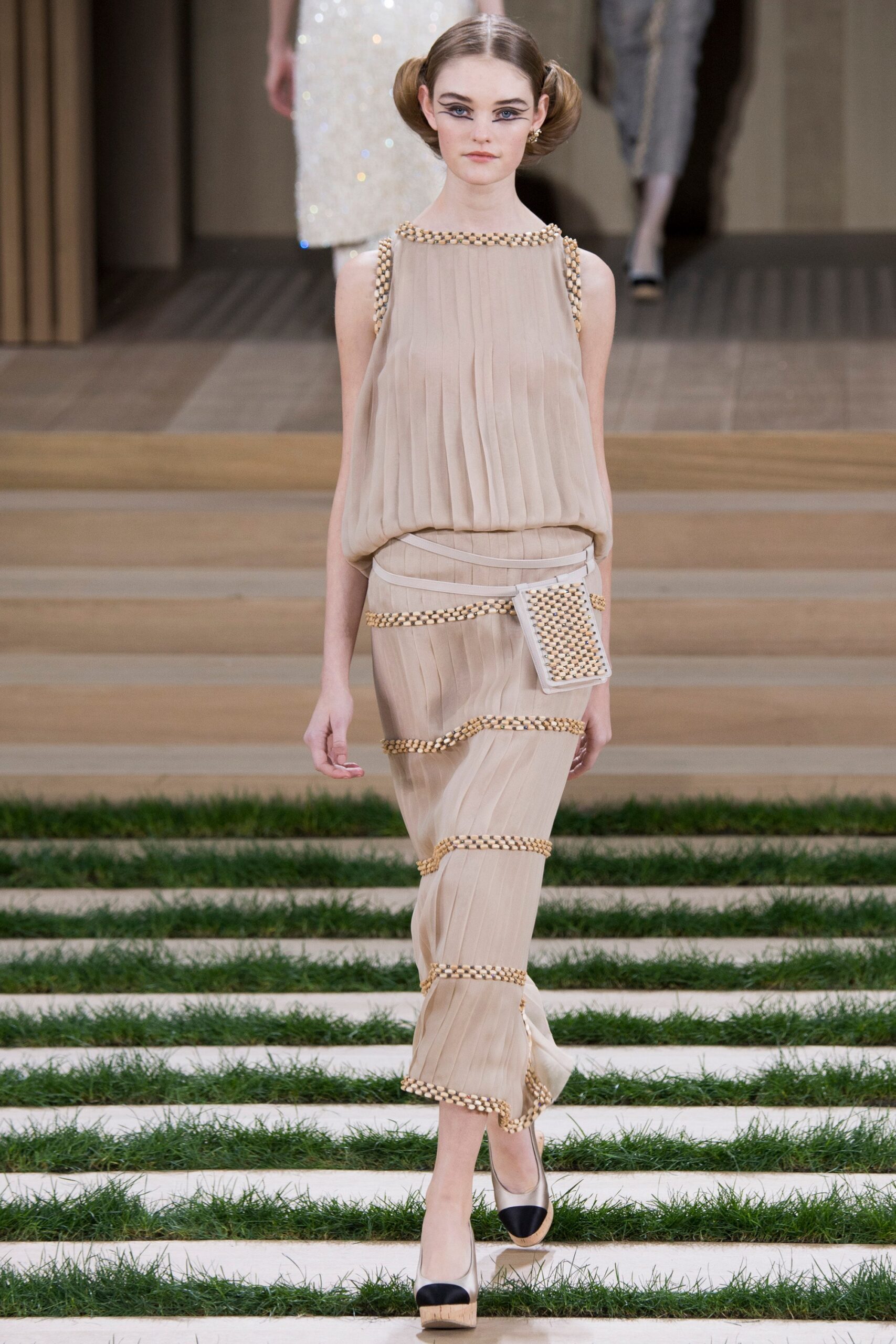 Chanel S/S 16 Couture Look 403