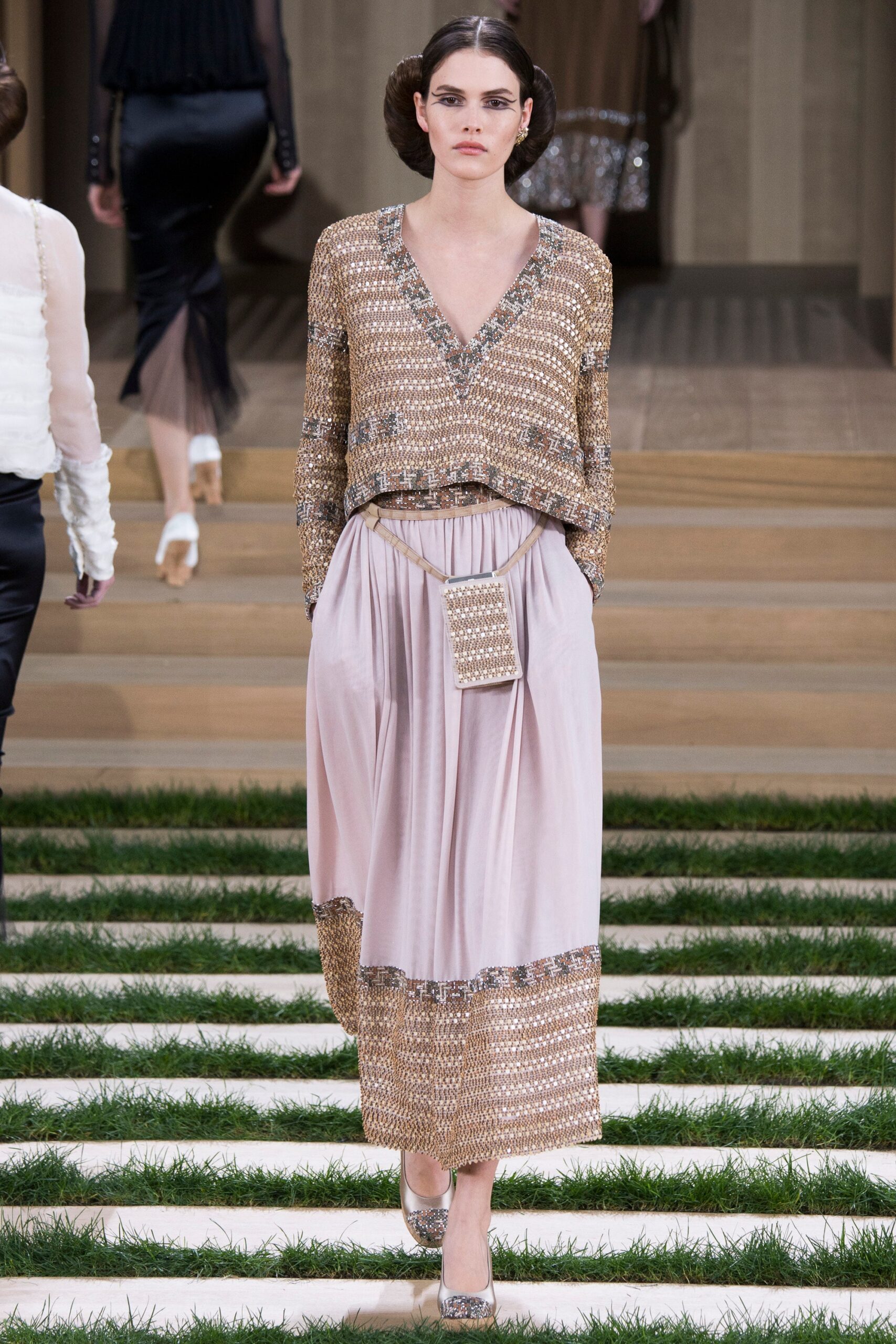 Chanel S/S 16 Couture Look 451