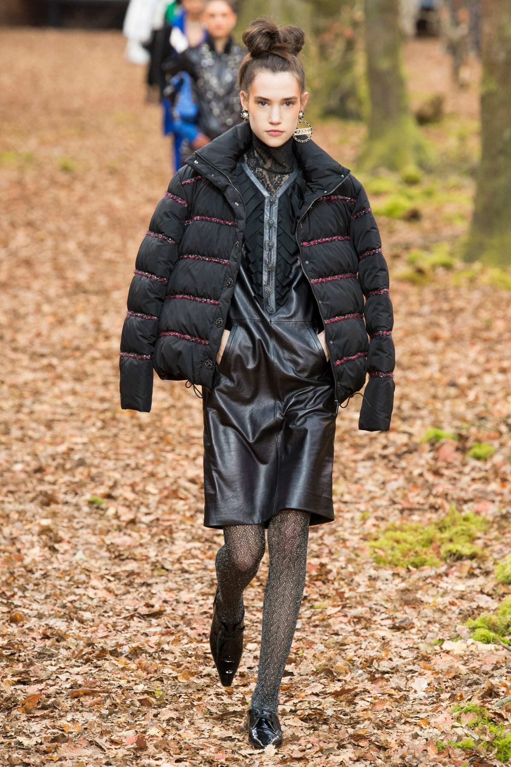 Chanel F/W 18 Look 48