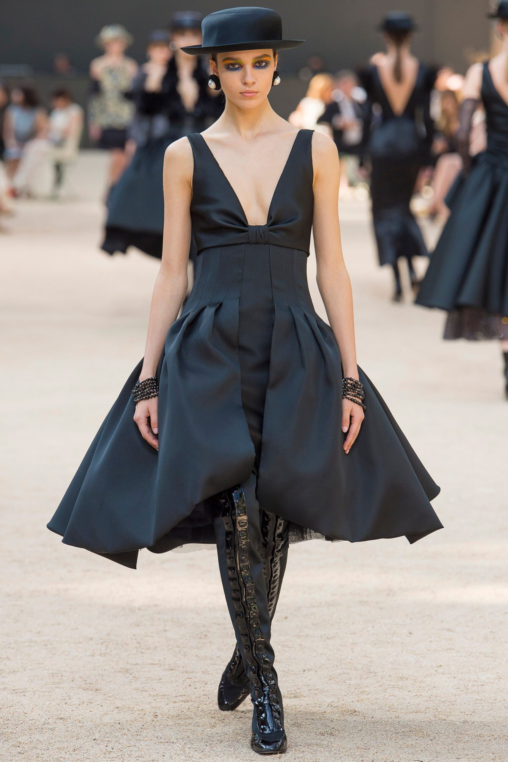 Chanel F/W 17 Couture Look 640