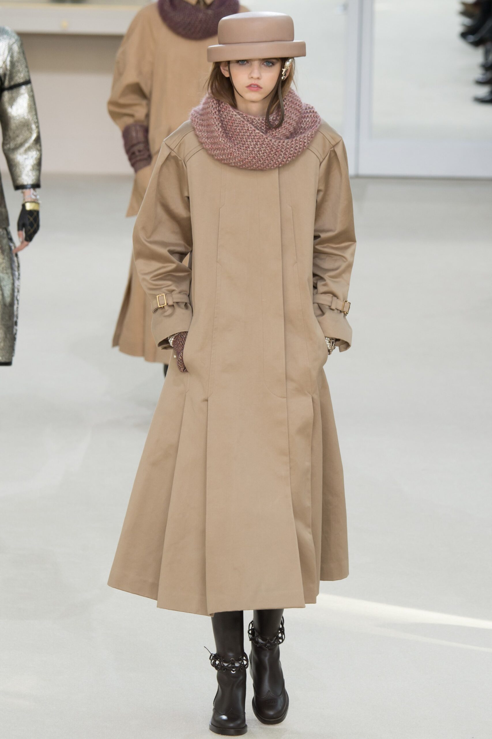 Chanel F/W 16 Look 769