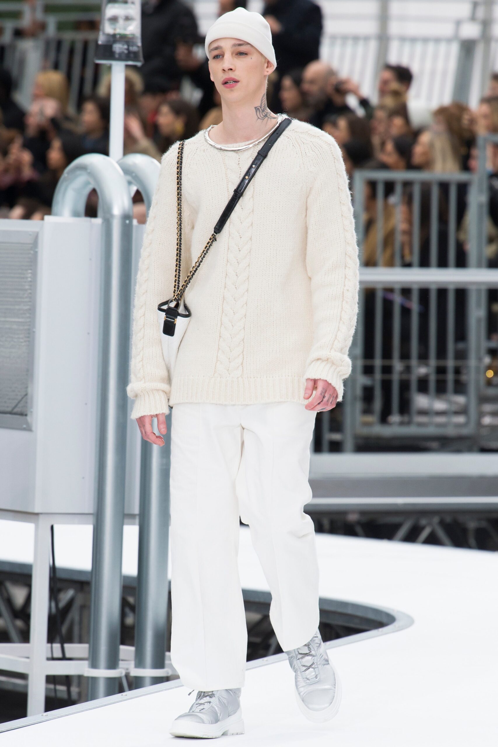 Chanel F/W 17 Look 554