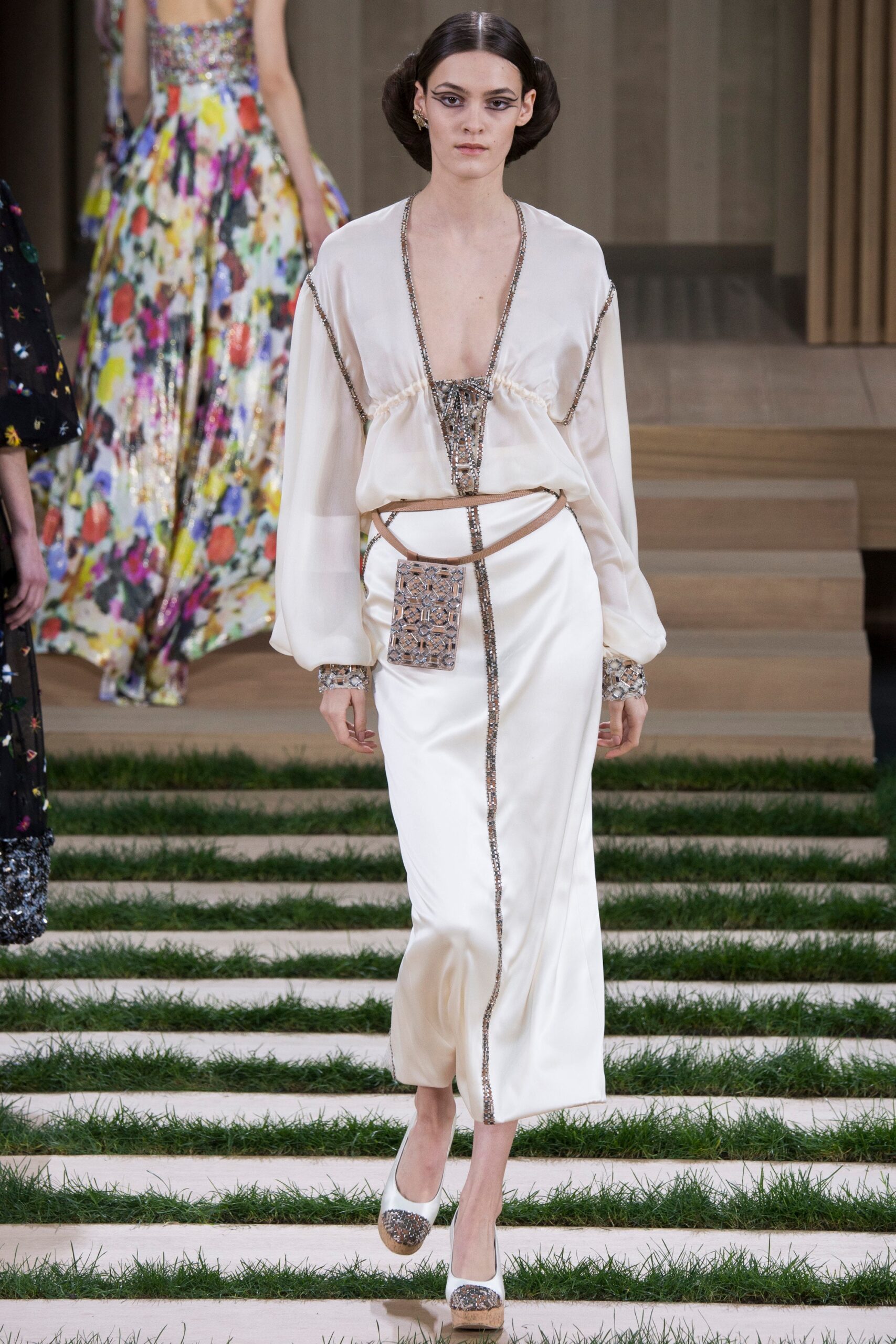 Chanel S/S 16 Couture Look 686