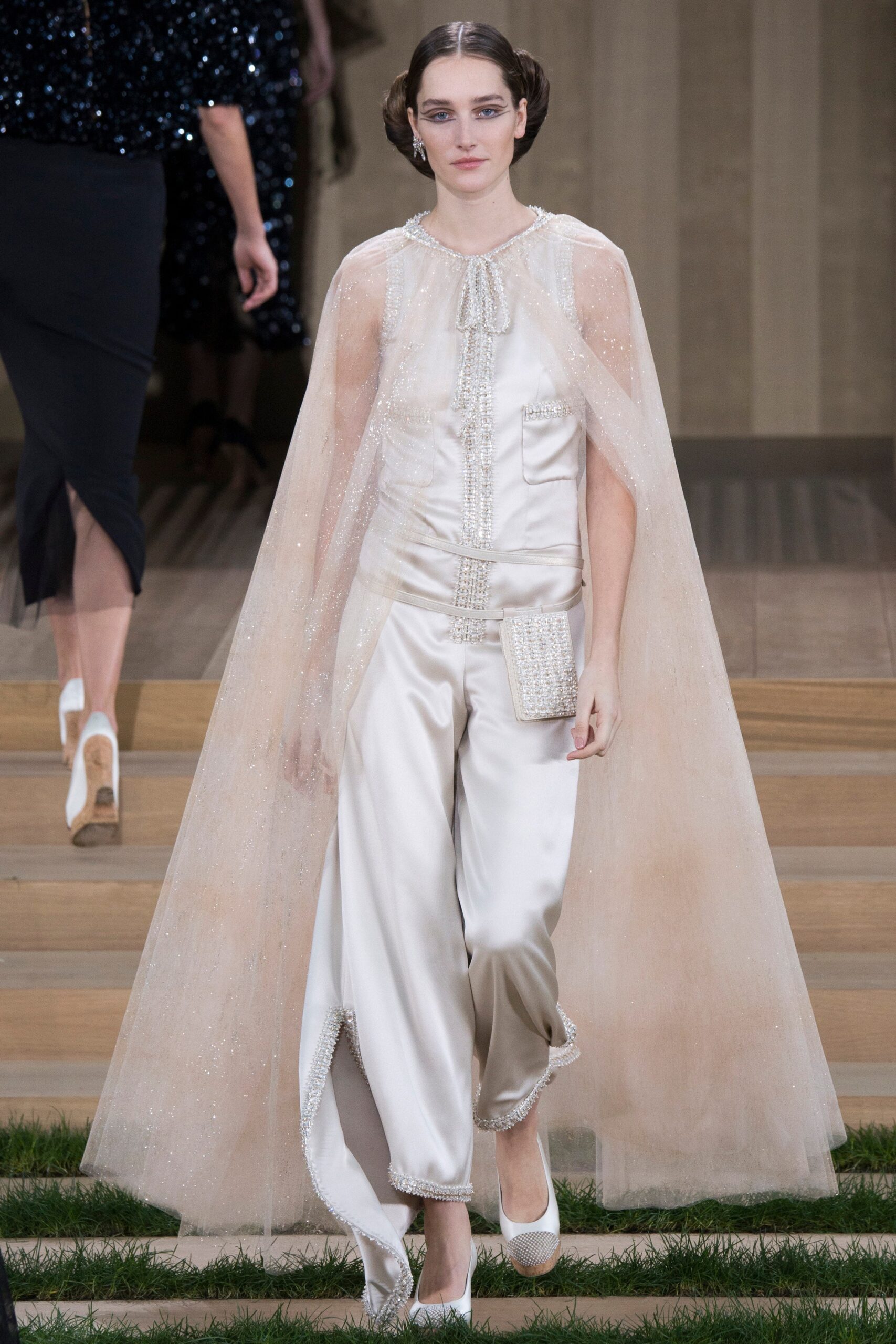 Chanel S/S 16 Couture Look 707