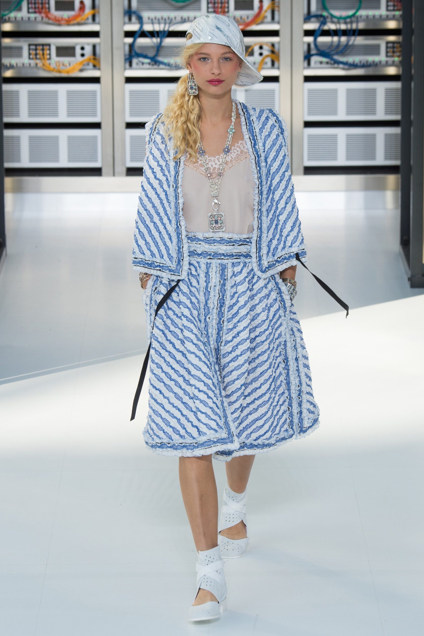 Chanel S/S 17 Look 1026