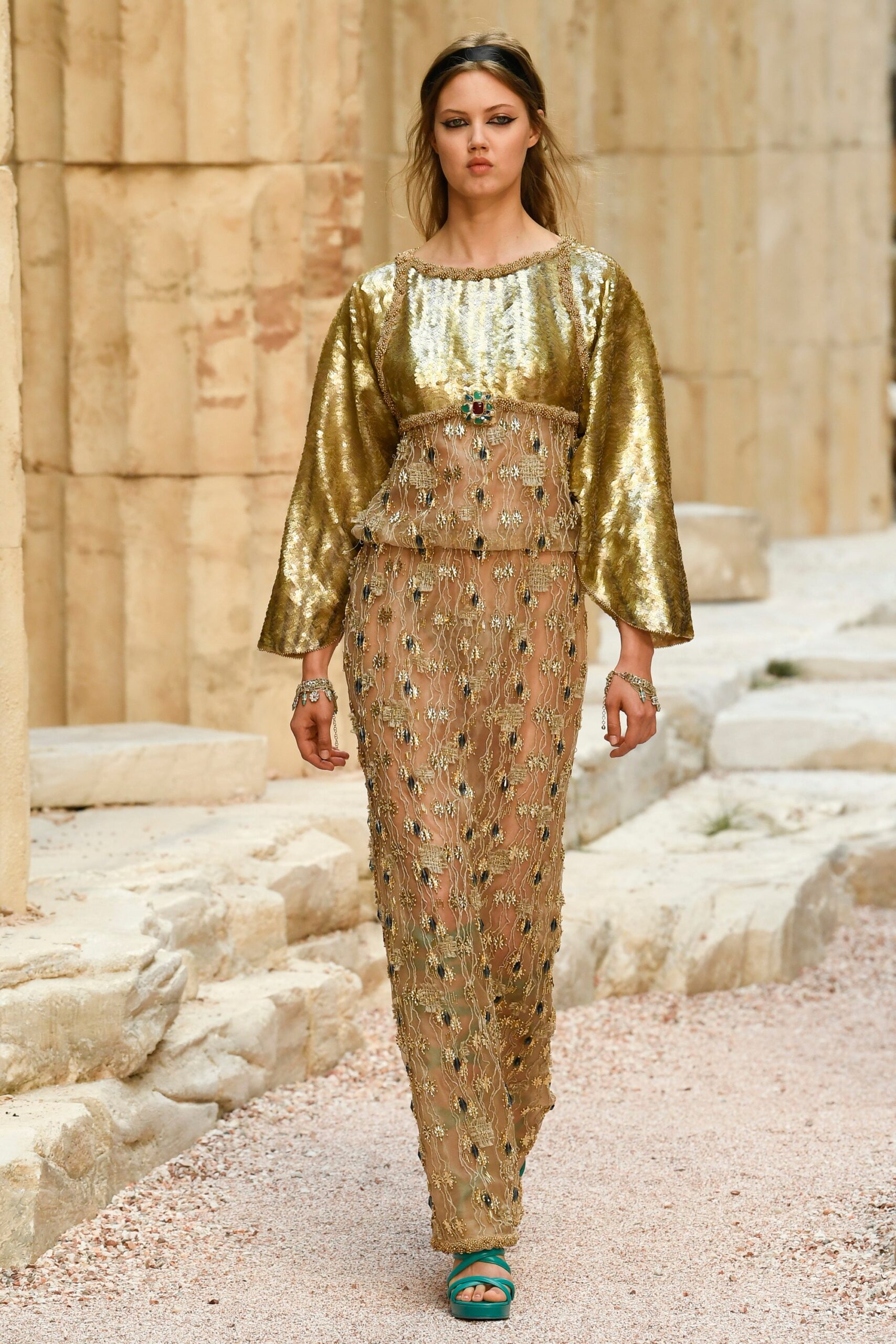 Chanel Resort 18 Look 995