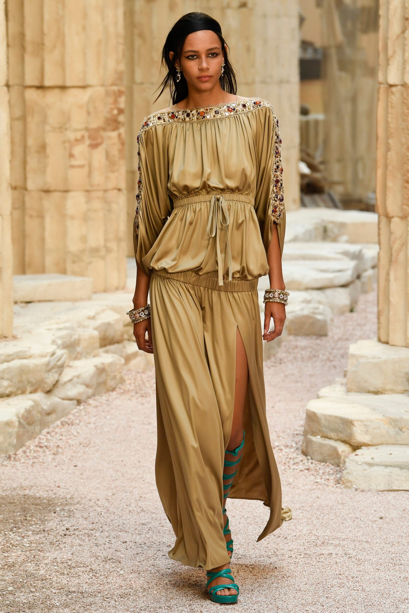 Chanel Resort 18 Look 1042