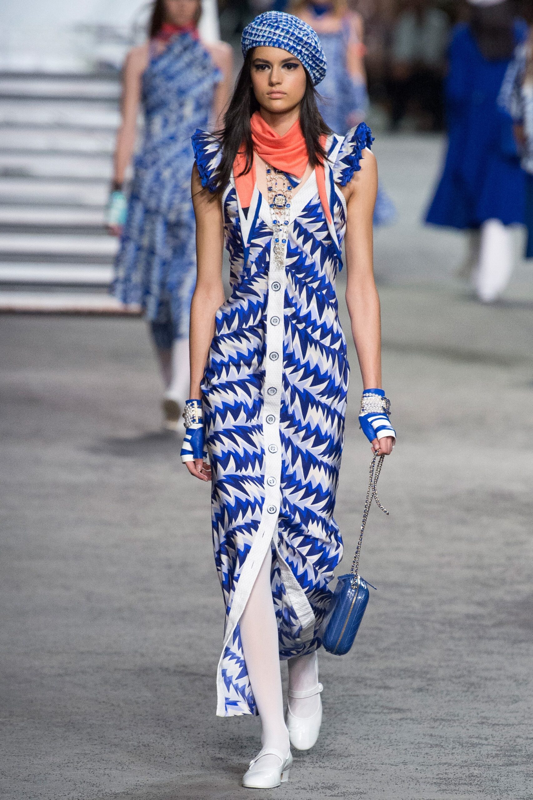 Chanel Resort 19 Look 54
