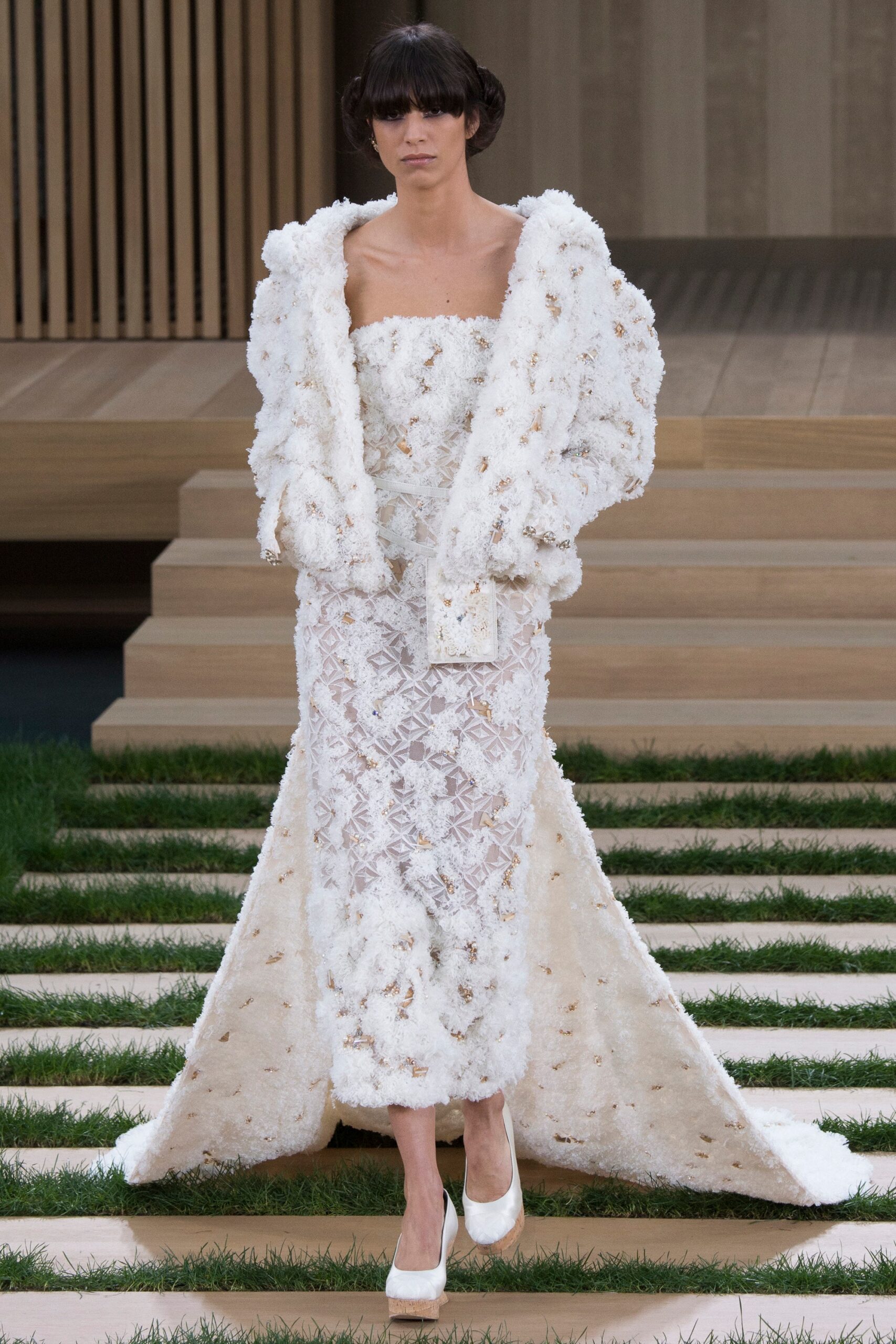 Chanel S/S 16 Couture Look 911
