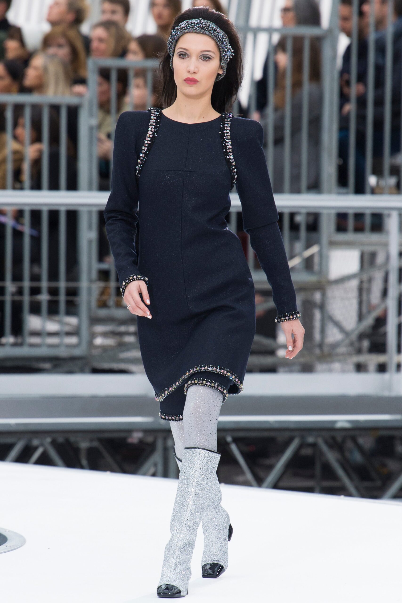 Chanel F/W 17 Look 888