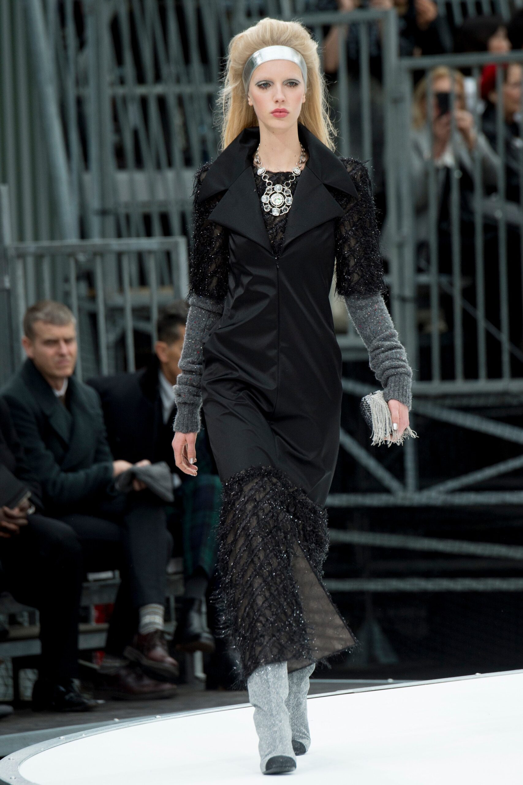 Chanel F/W 17 Look 1104