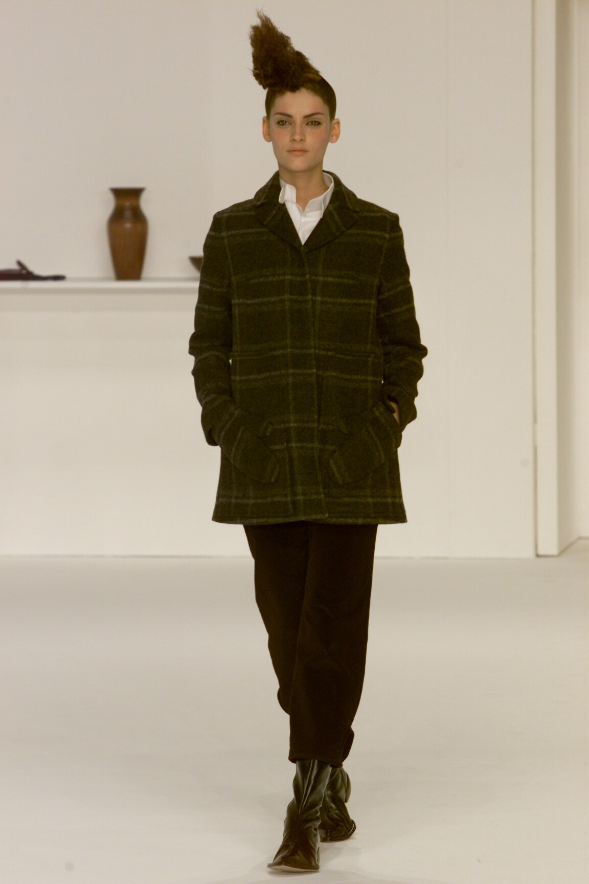 Chalayan F/W 00 Look 122