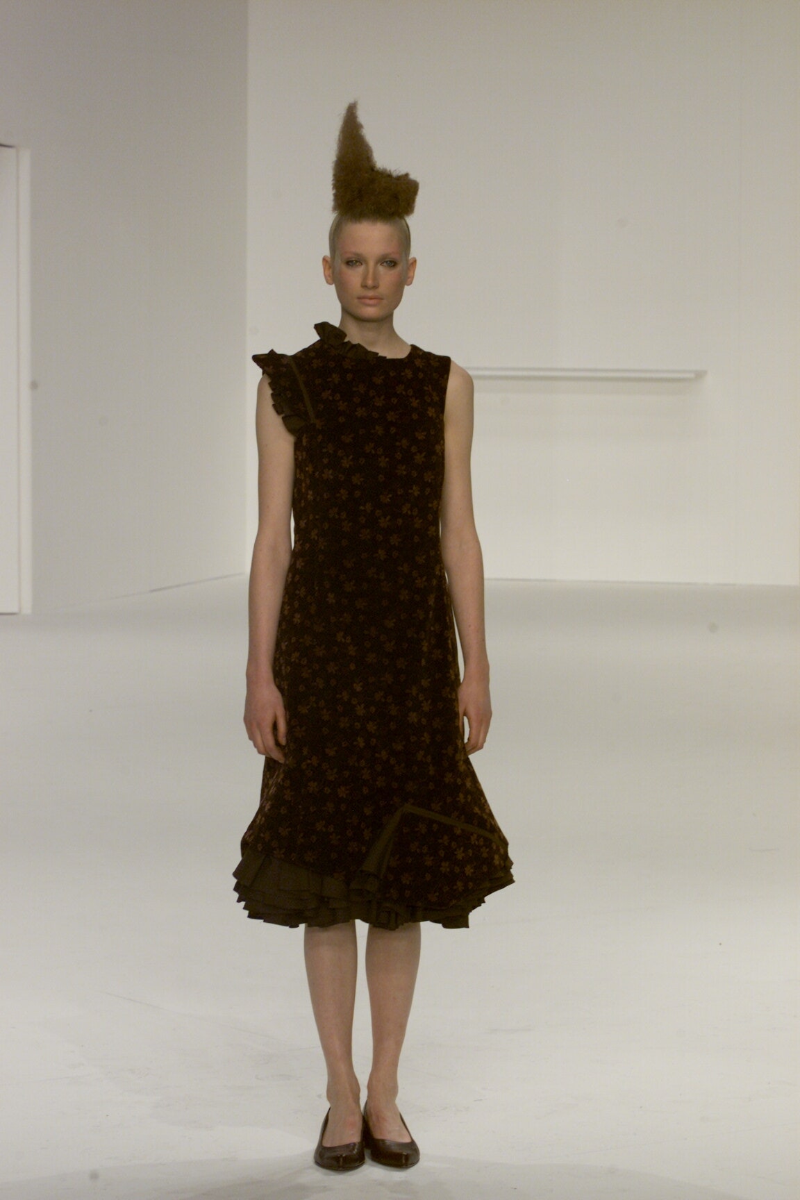 Chalayan F/W 00 Look 217