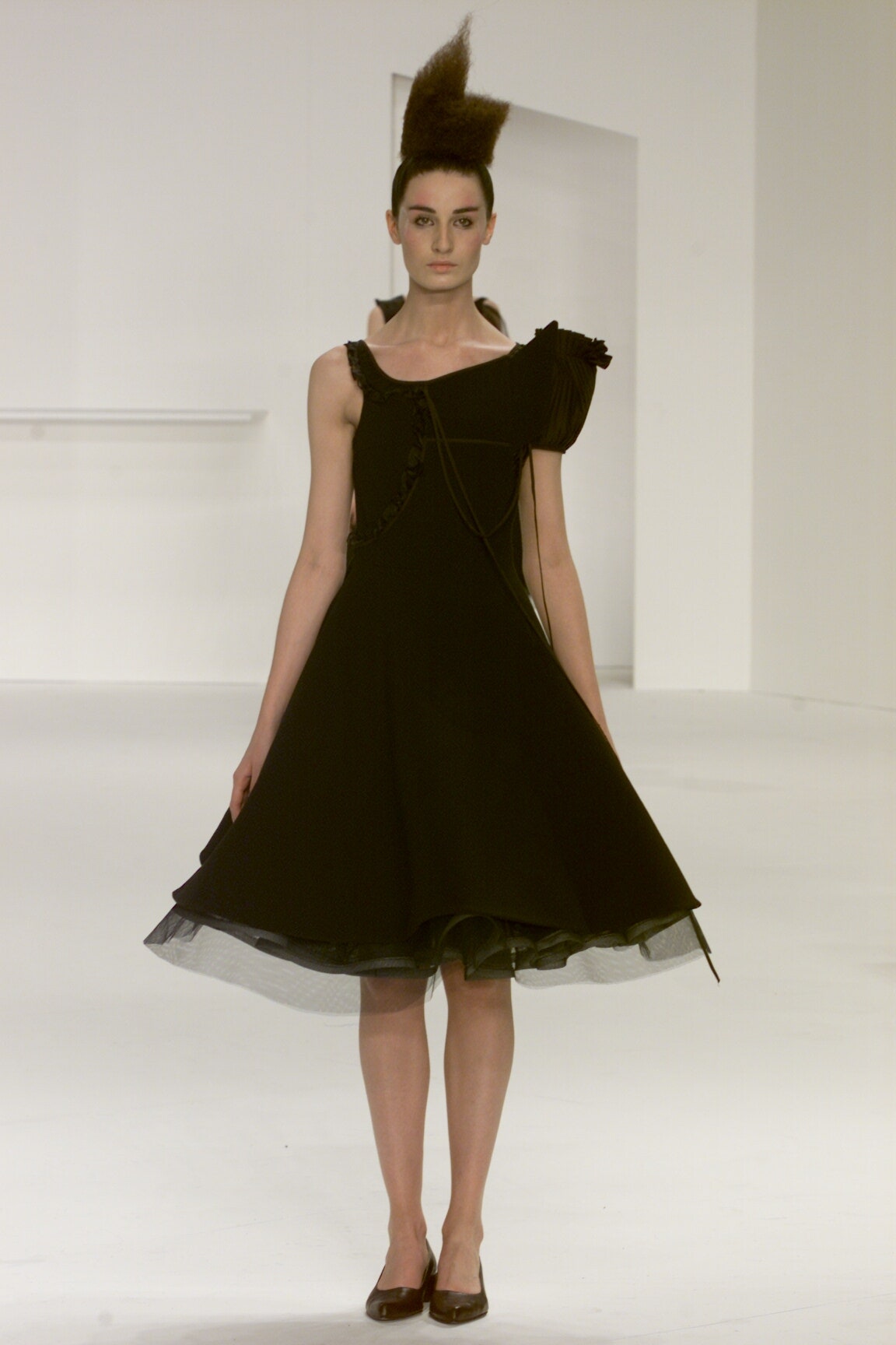 Chalayan F/W 00 Look 225