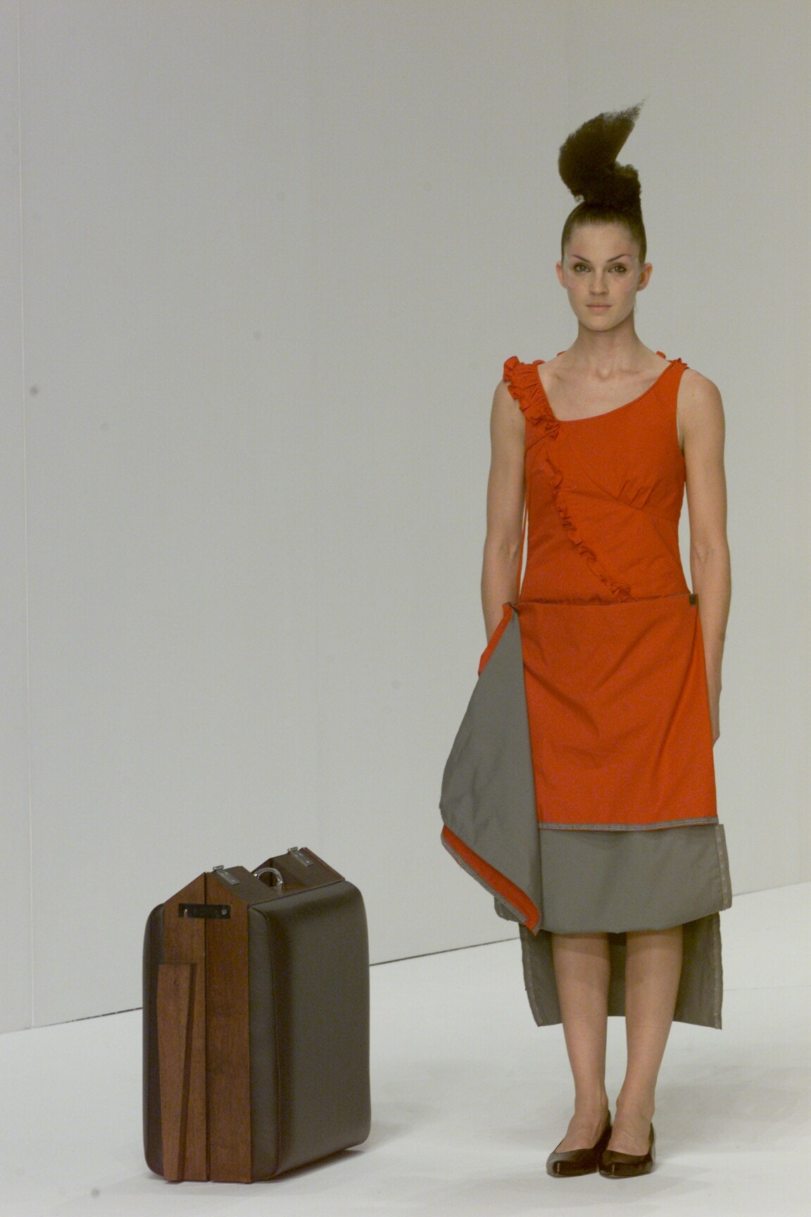 Chalayan F/W 00 Look 282