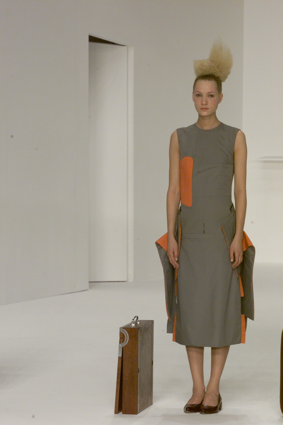 Chalayan F/W 00 Look 290