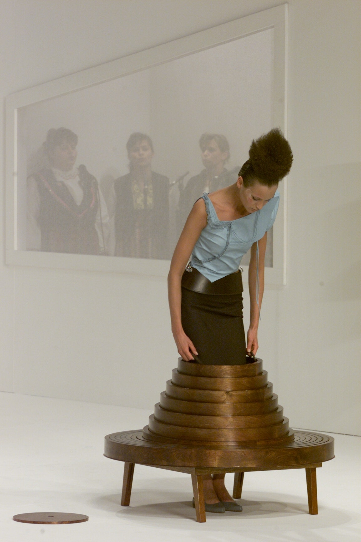 Chalayan F/W 00 Look 334
