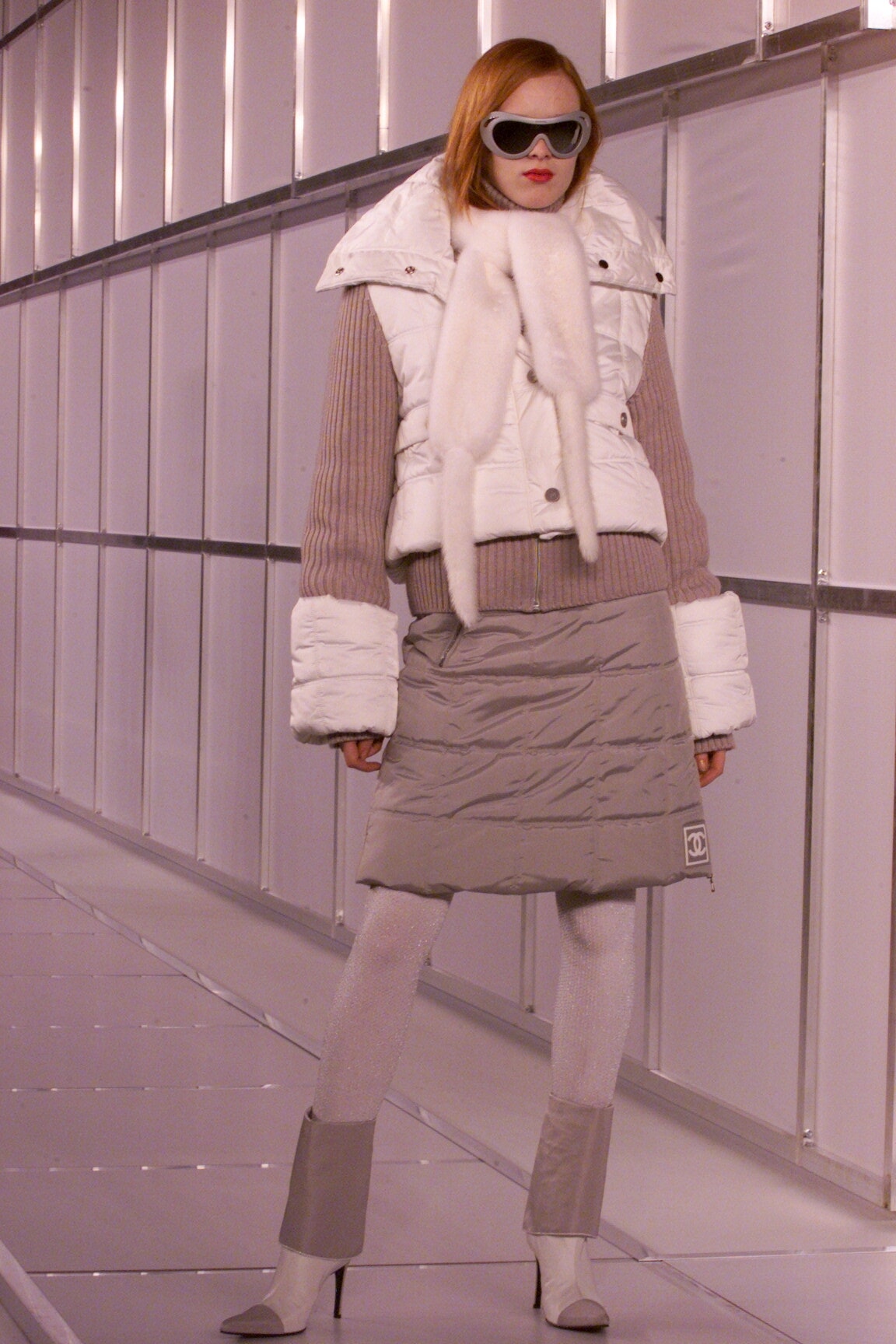 Chanel F/W 00 Look 48
