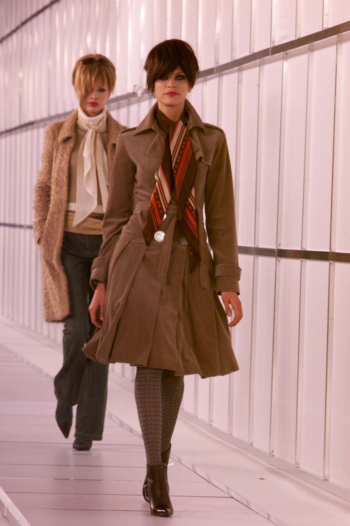 Chanel F/W 00 Look 341