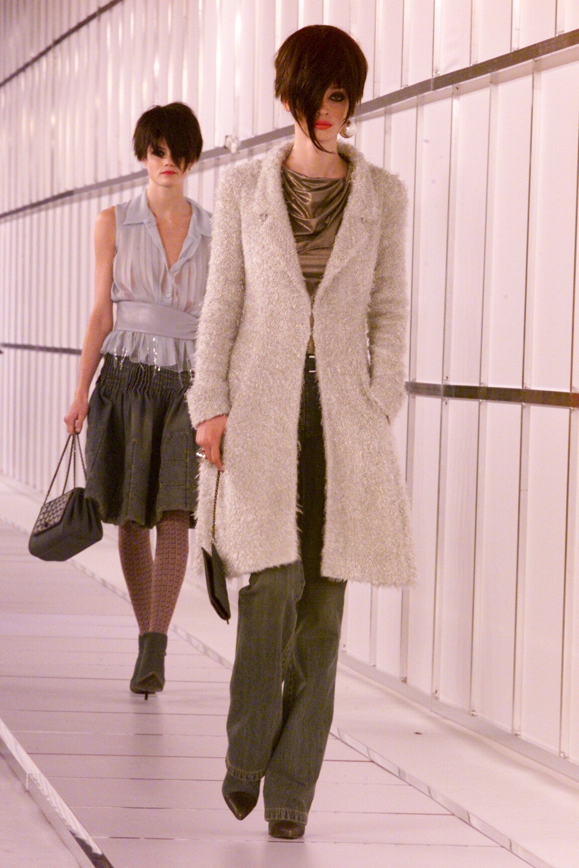 Chanel F/W 00 Look 377