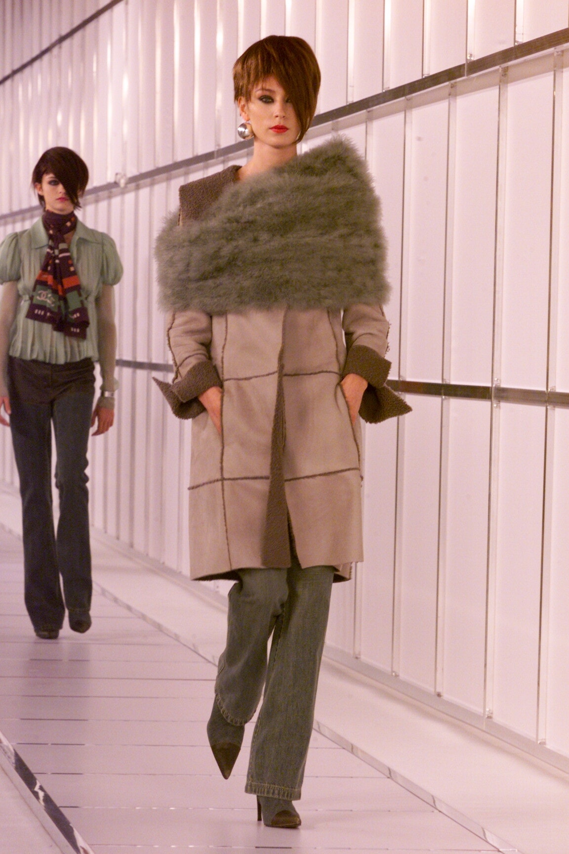 Chanel F/W 00 Look 388