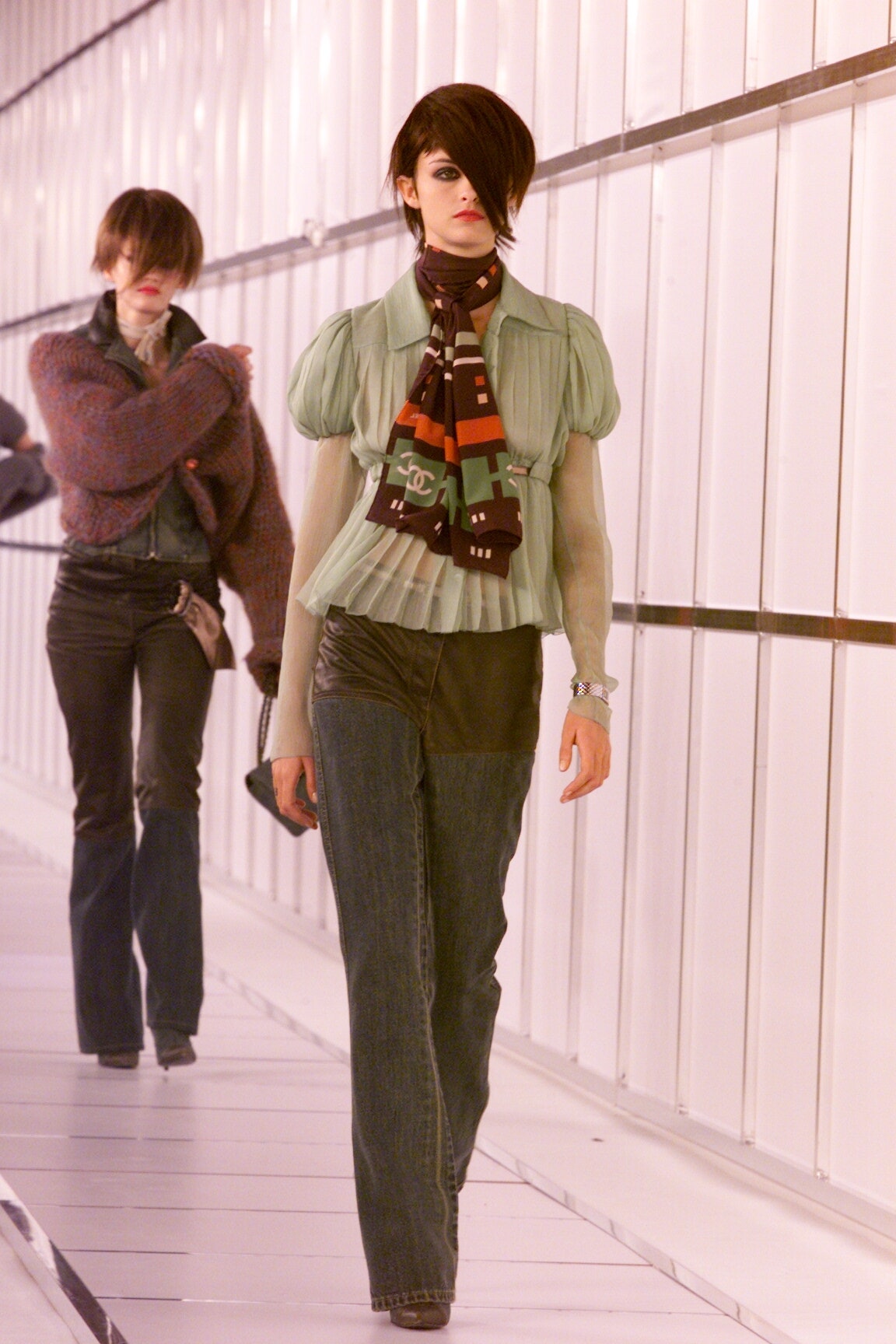 Chanel F/W 00 Look 399