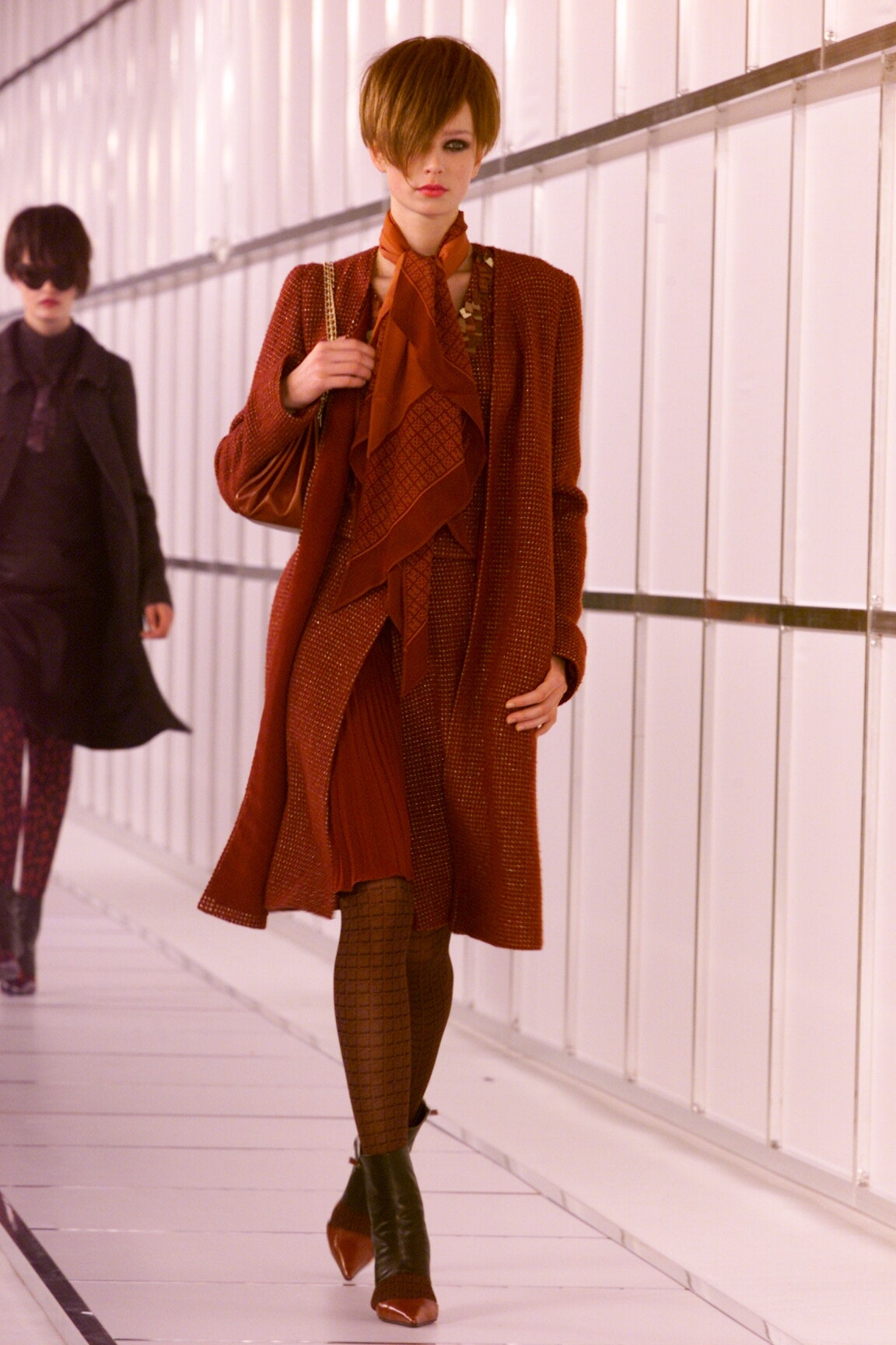 Chanel F/W 00 Look 422