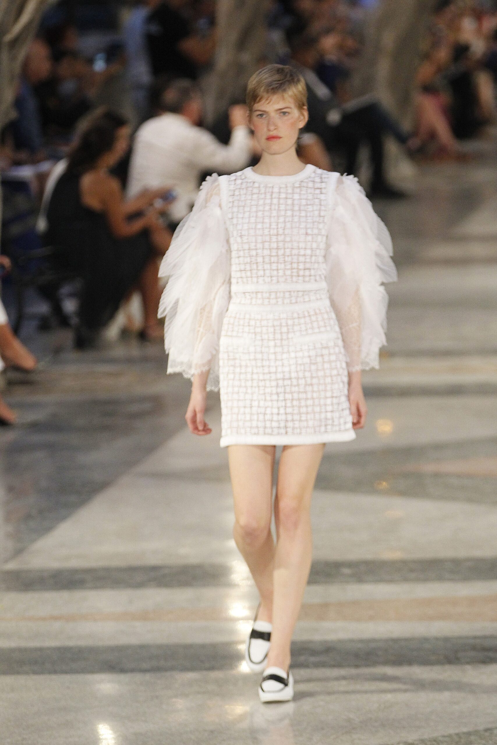 Chanel Resort 17 Look 208