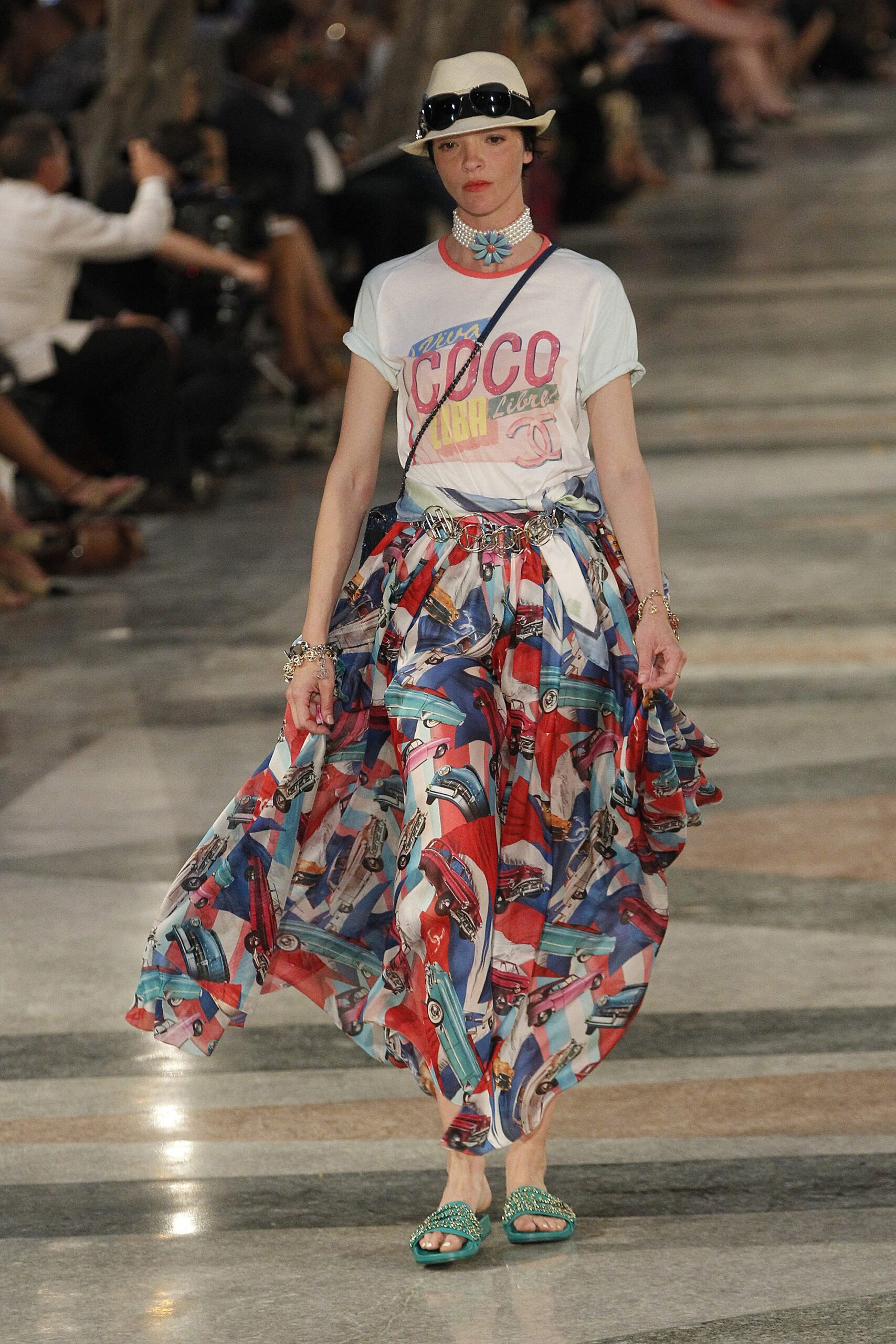Chanel Resort 17 Look 407