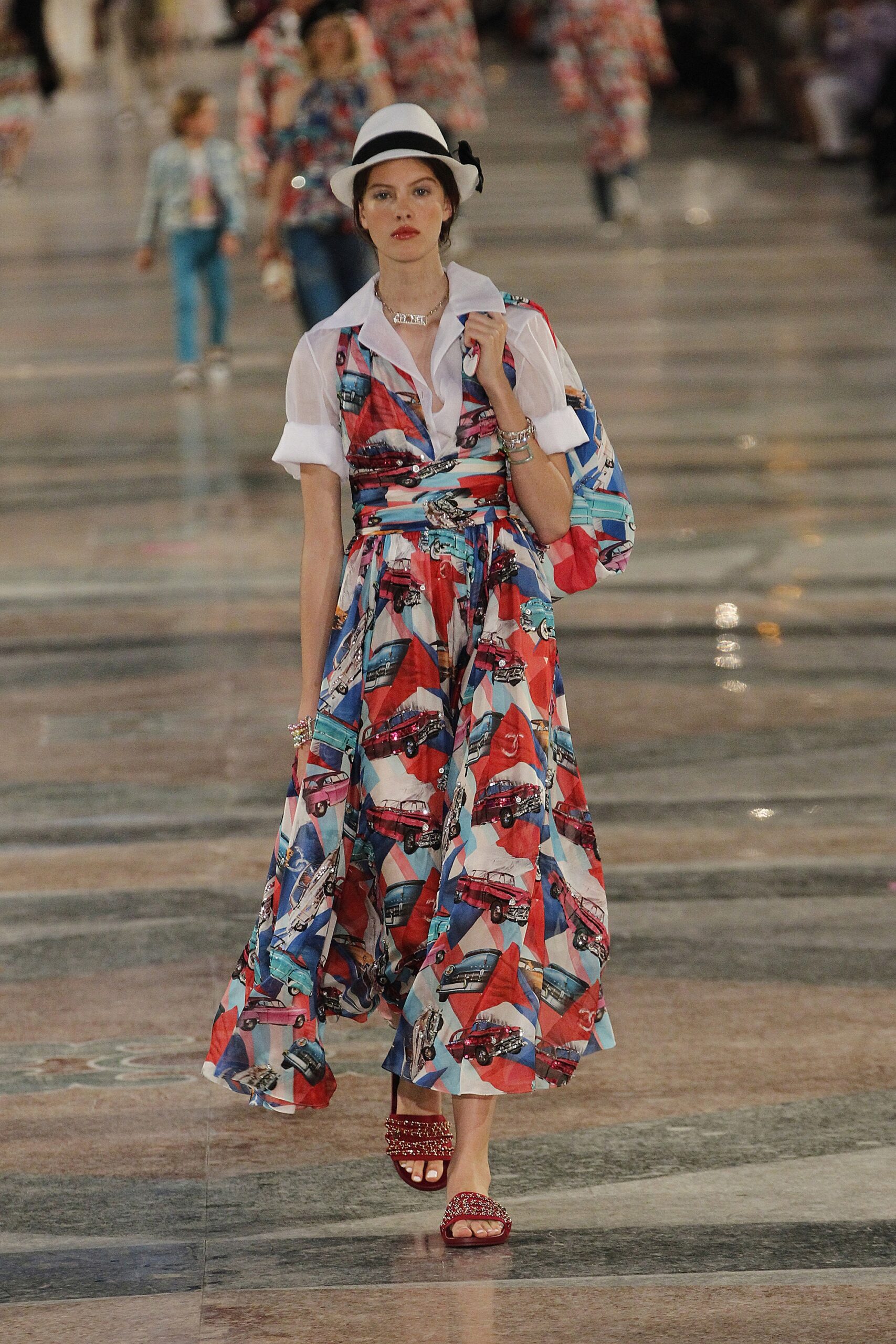 Chanel Resort 17 Look 425