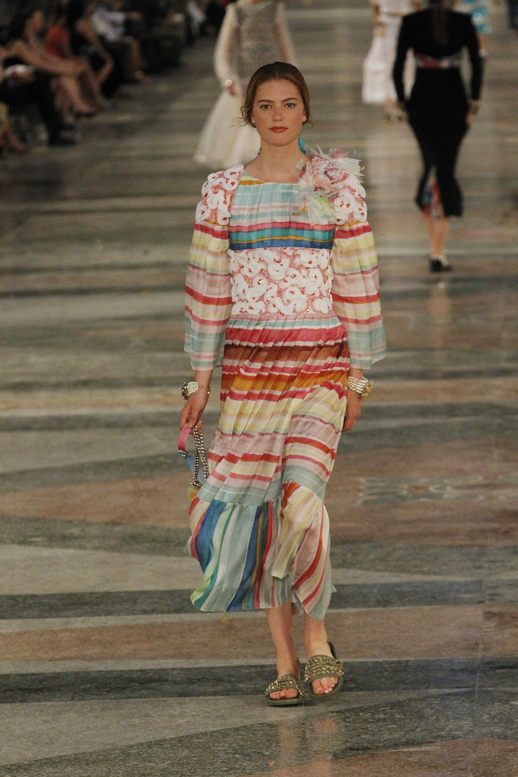 Chanel Resort 17 Look 535