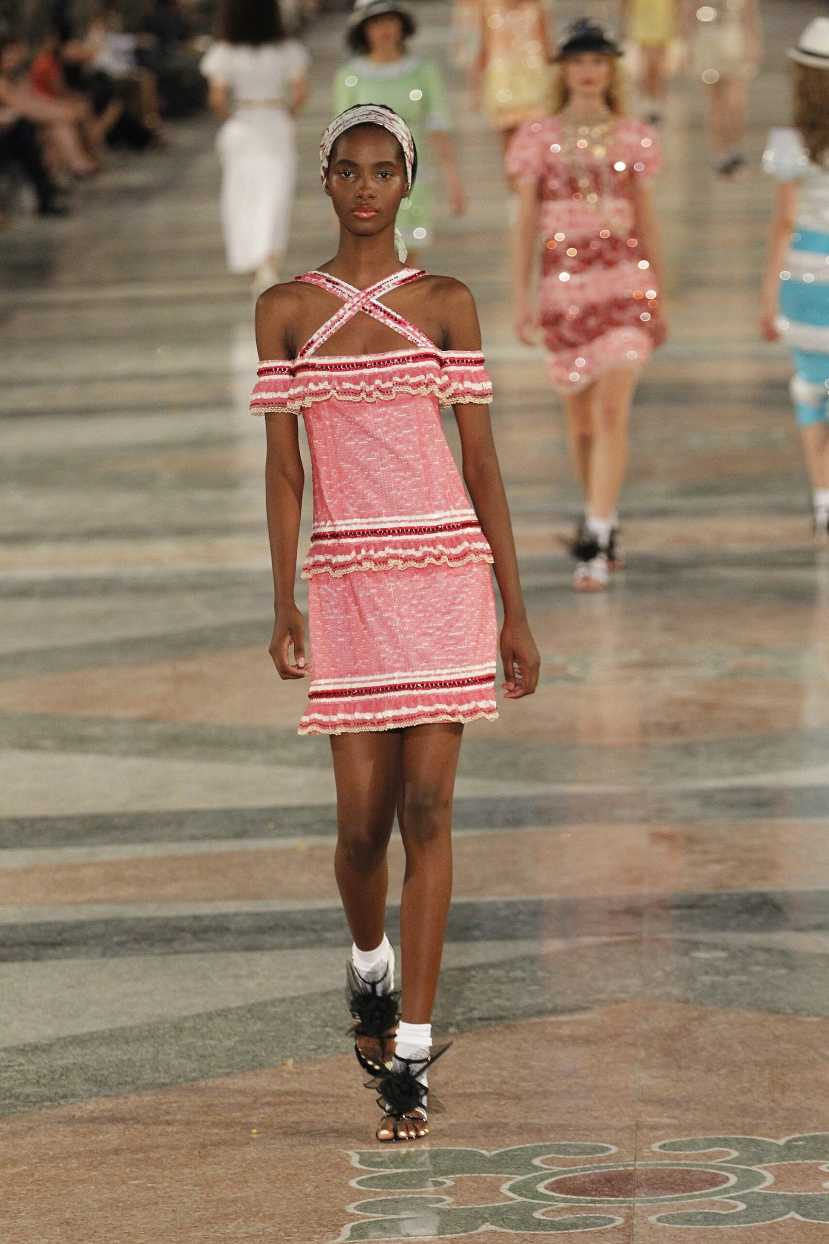 Chanel Resort 17 Look 608
